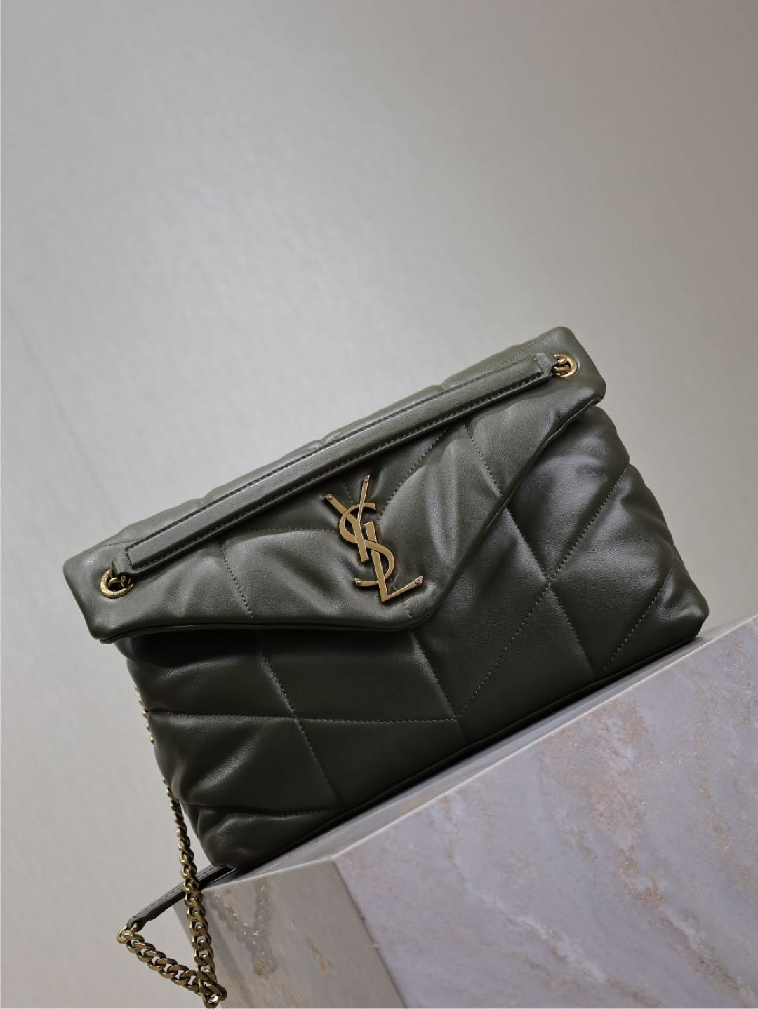 Y51 LOULOU PUFFER MEDIUM IN NAPPA LEATHER 35x23x13.5cm