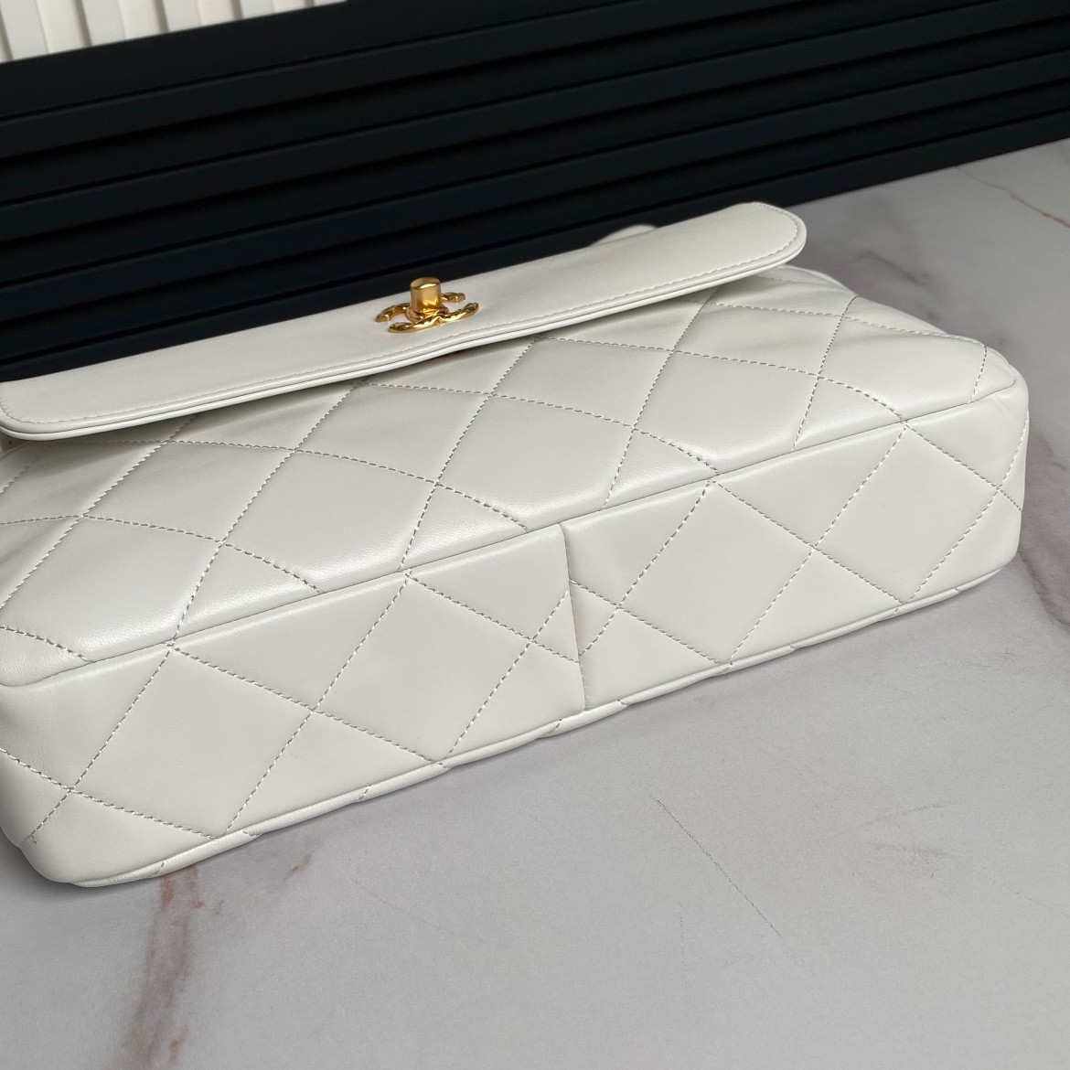 Ch**el 24B Evening Bag 24×34×8cm
