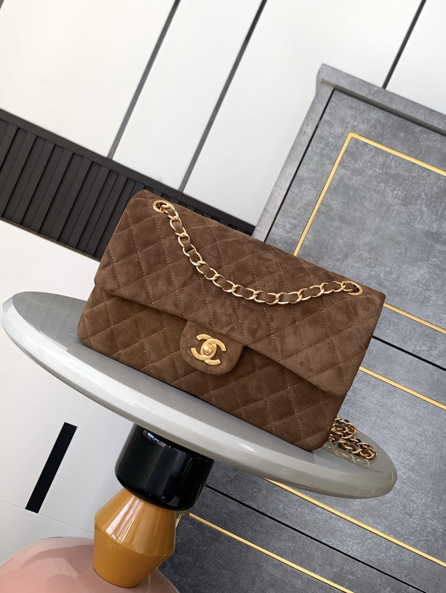 Ch**el CLASSIC 11.12 HANDBAG 25 15.5×25.5×6.5cm