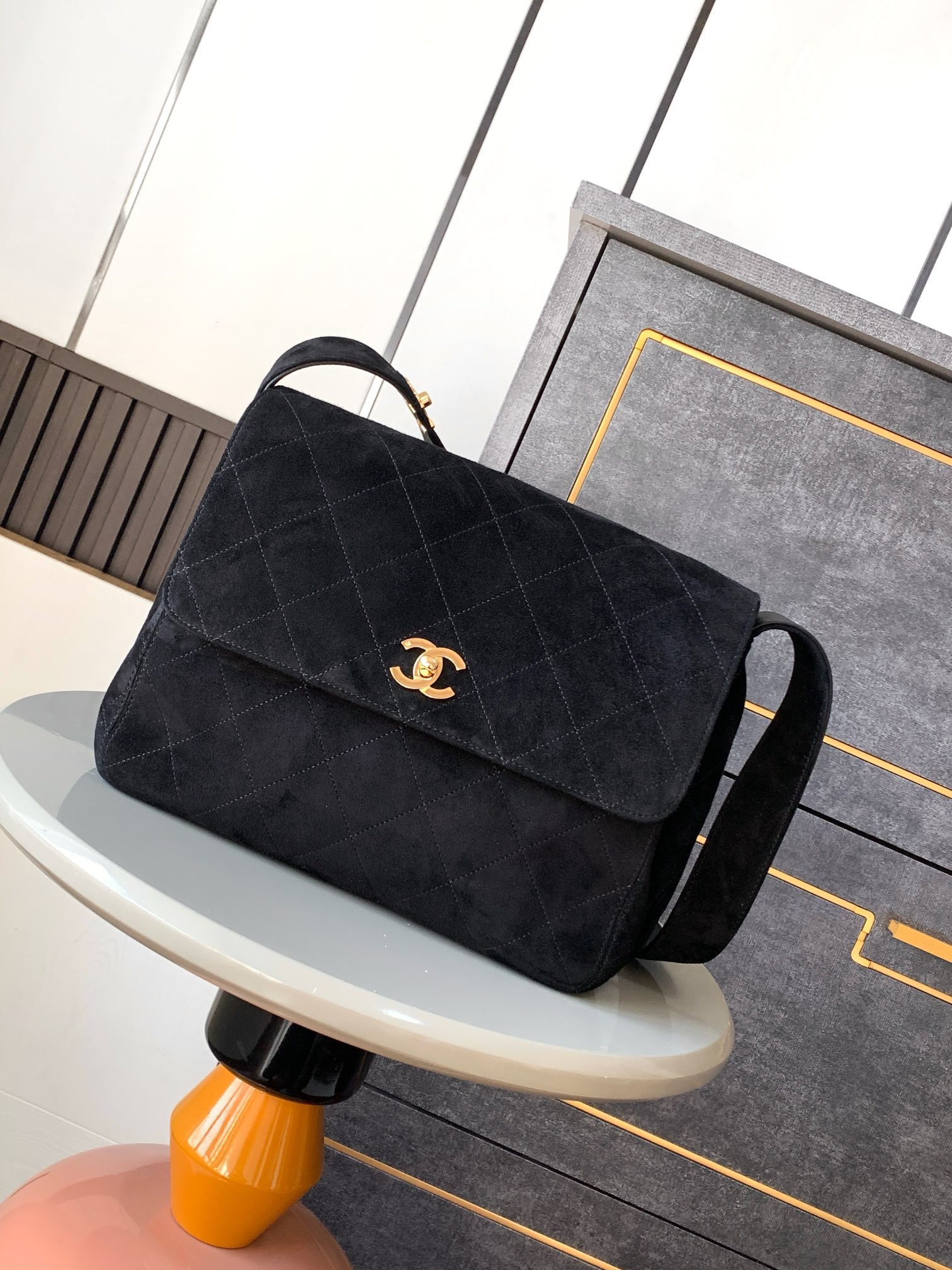 Ch**el Vintage bag 28x12.5x24cm