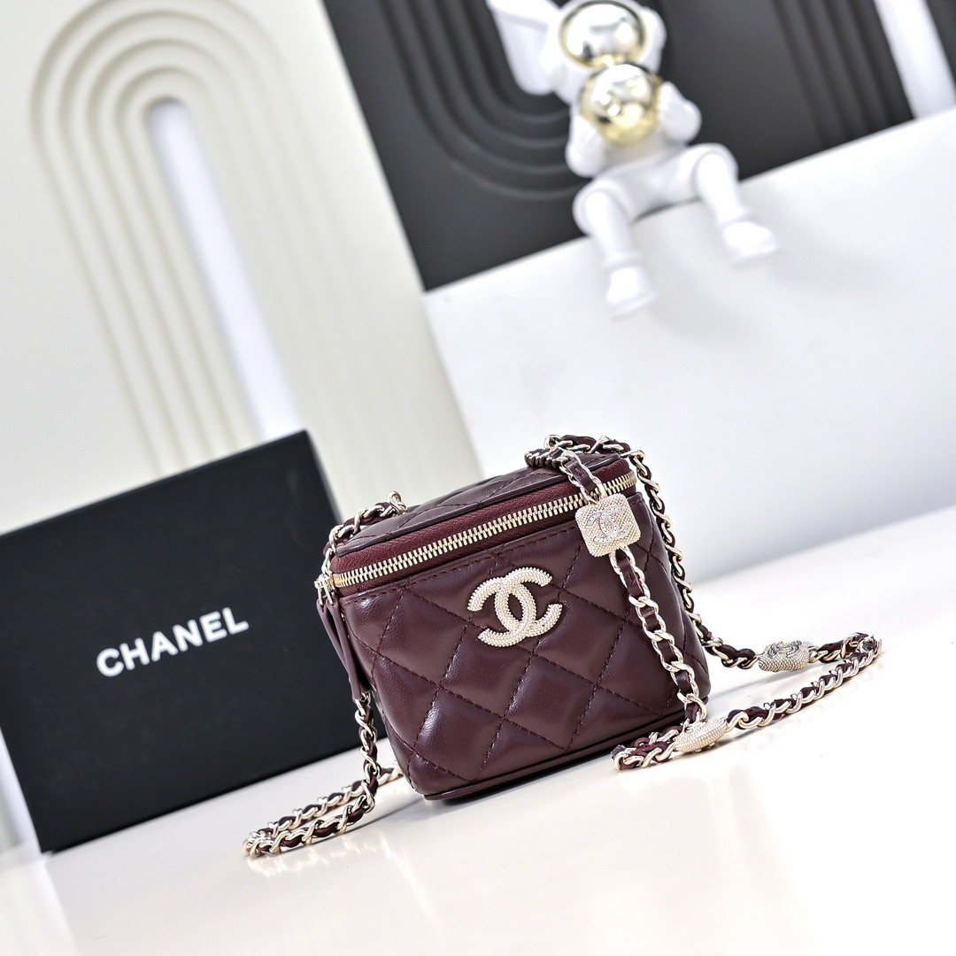 Ch**el Small Vanity with Chain 8.5x11x7cm