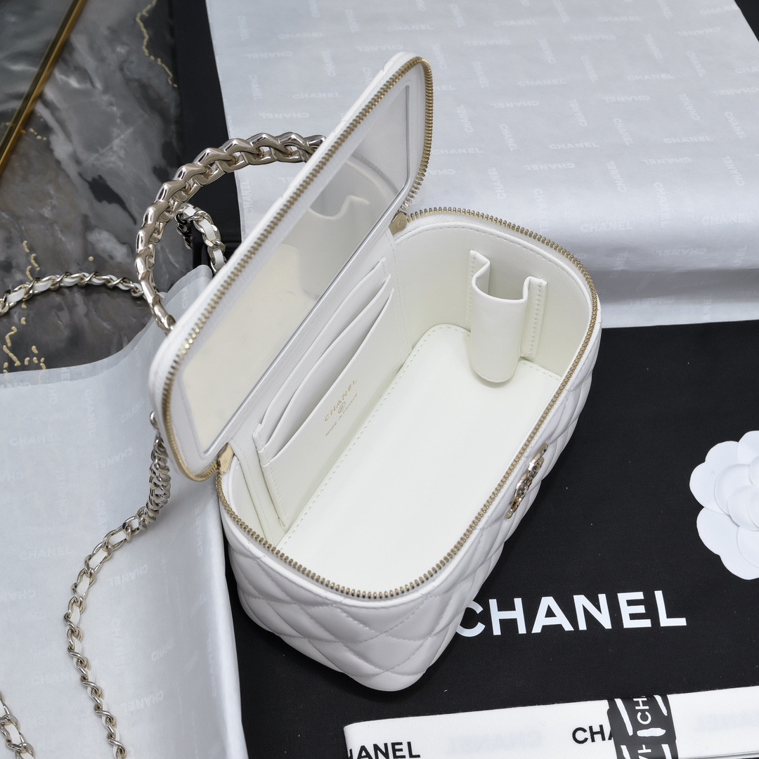 Ch**el Clutch With Chain 10x16x8cm