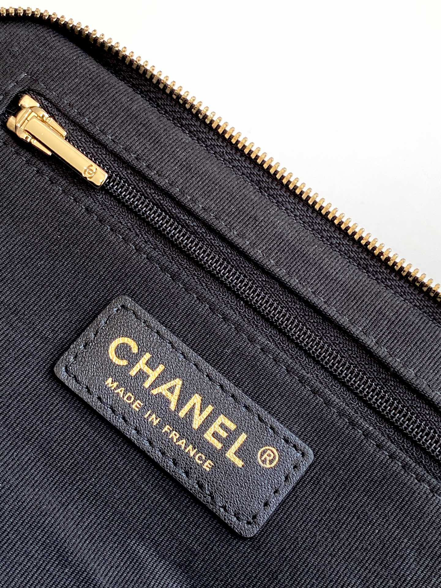 Ch**el Vanity Case 14x23x9cm