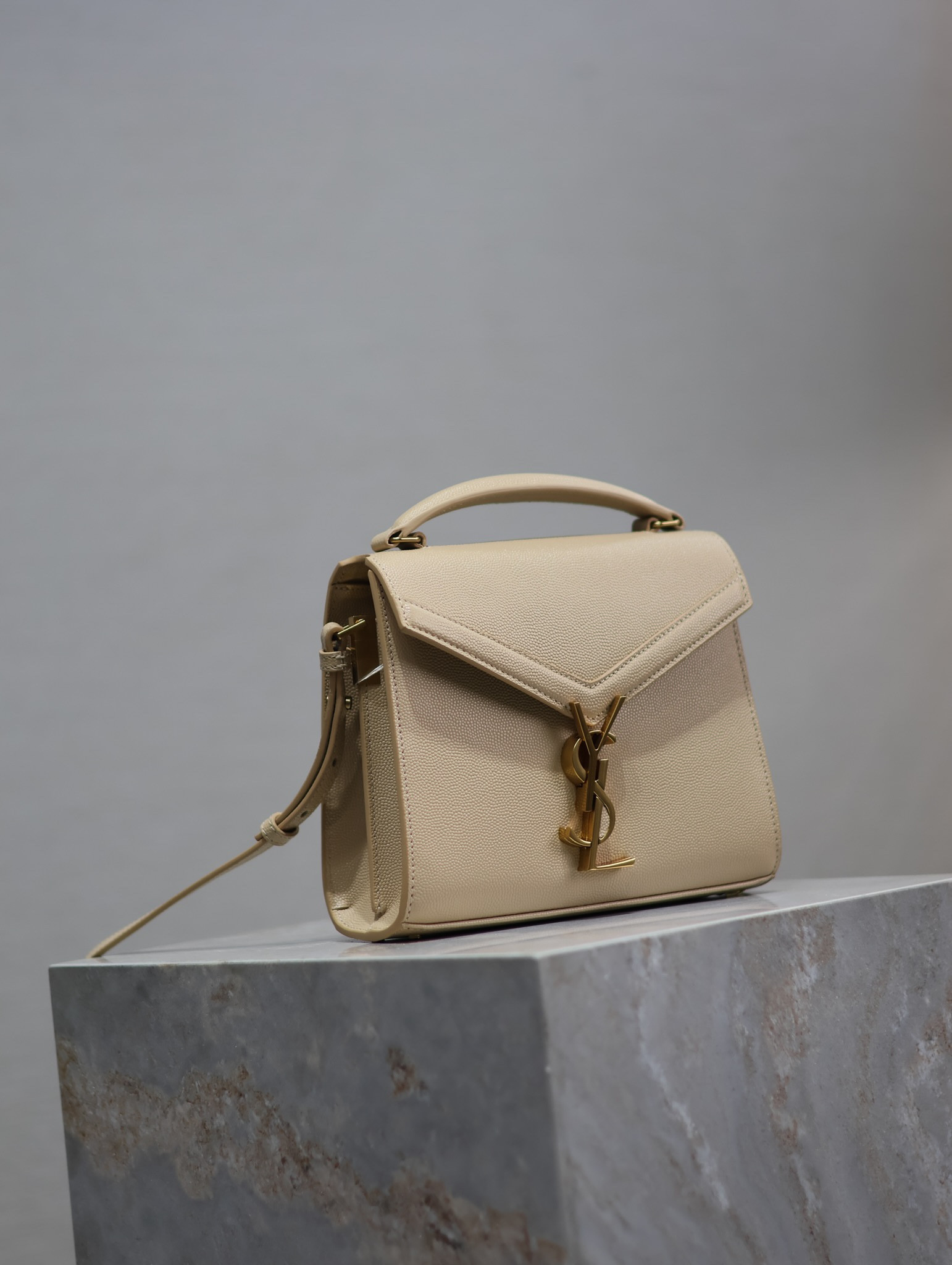 Y51 cassandra mini top handle bag 20x16x7.5cm