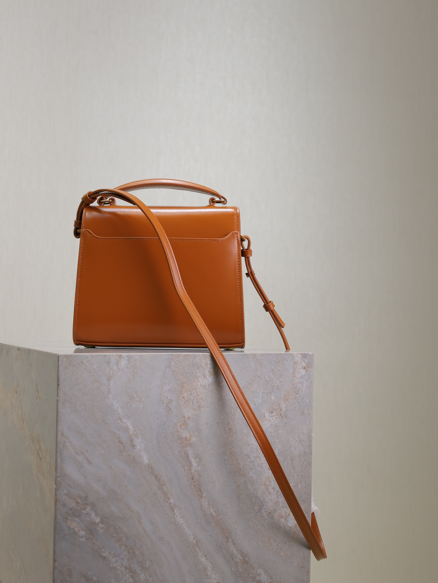 Y51 cassandra mini top handle bag 20x16x7.5cm