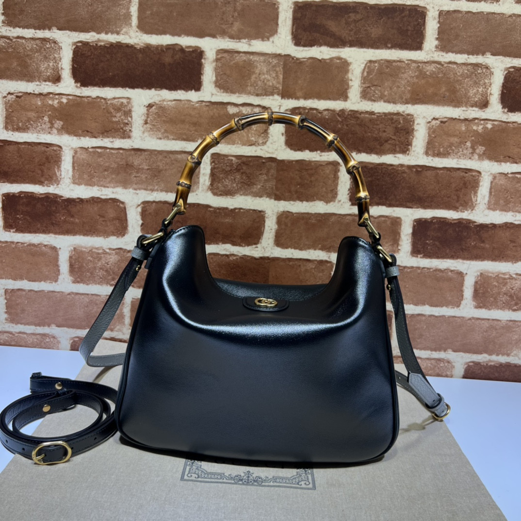 Gvc*1 Diana Medium shoulder bag 30x23x6.5cm
