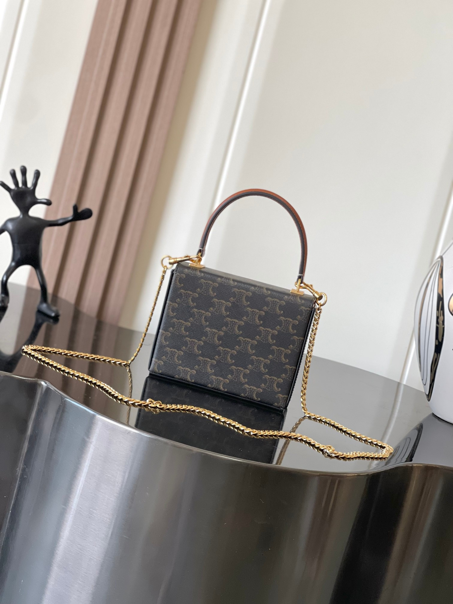 Ce1i*e SMALL BOX BLANDINE in Triomphe Canvas and Calfskin 16x12x4cm