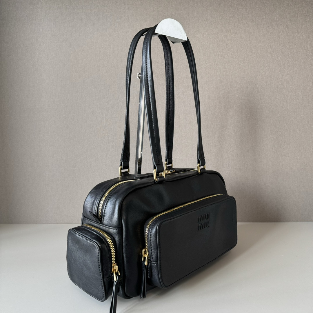 M1v M1v pocket washed nappa leather bag 32x15.5x11cm