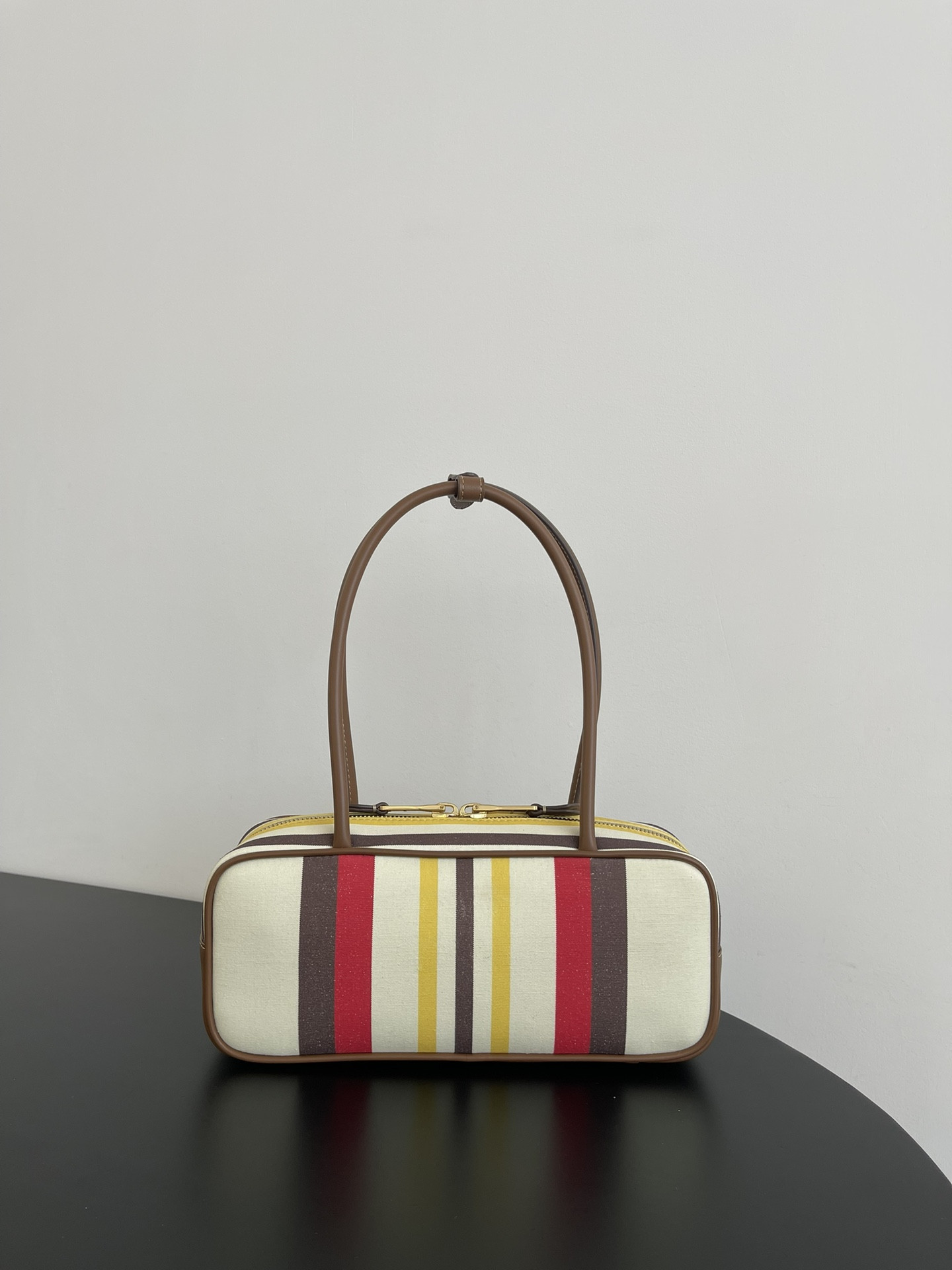 M1v M1v beau canvas and leather bag 11.5x28x8cm