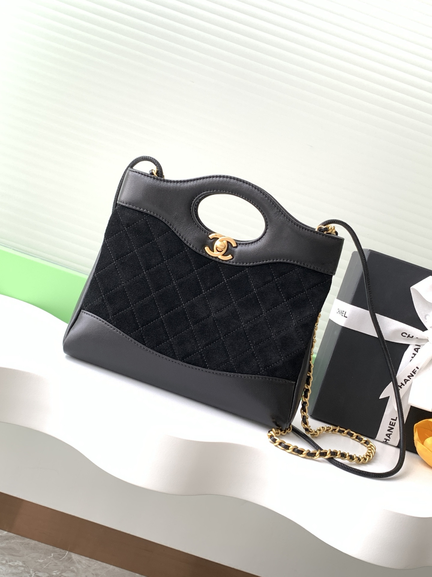 Ch**el 31 Mini Shopping Bag Lambskin & Gold-Tone Metal 22x23x5cm