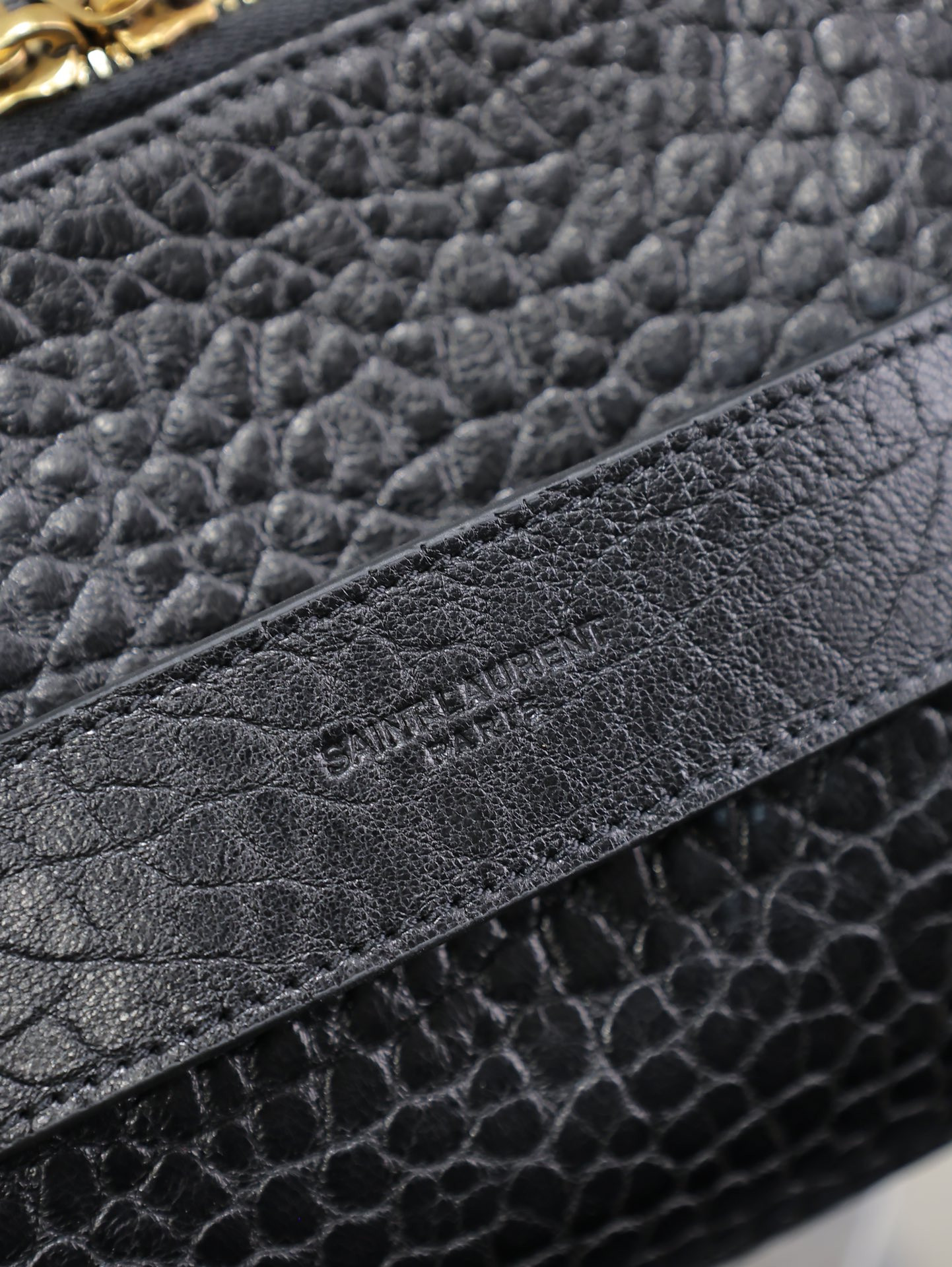 Y51 GABY Vanity Case in Grained Leather 21x13x13cm