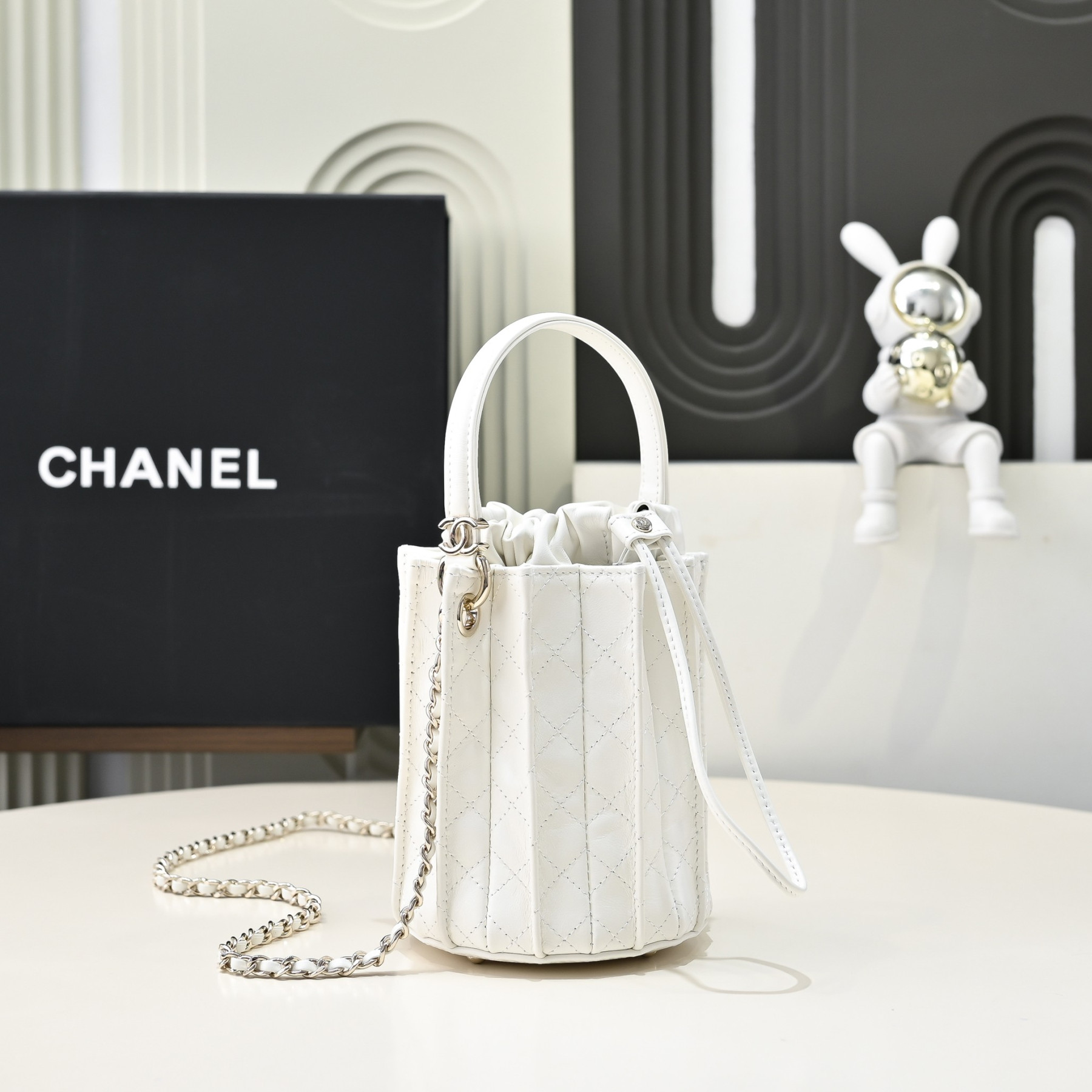 Ch**el Mini Bucket Bag AS5486 15.2x14x14cm