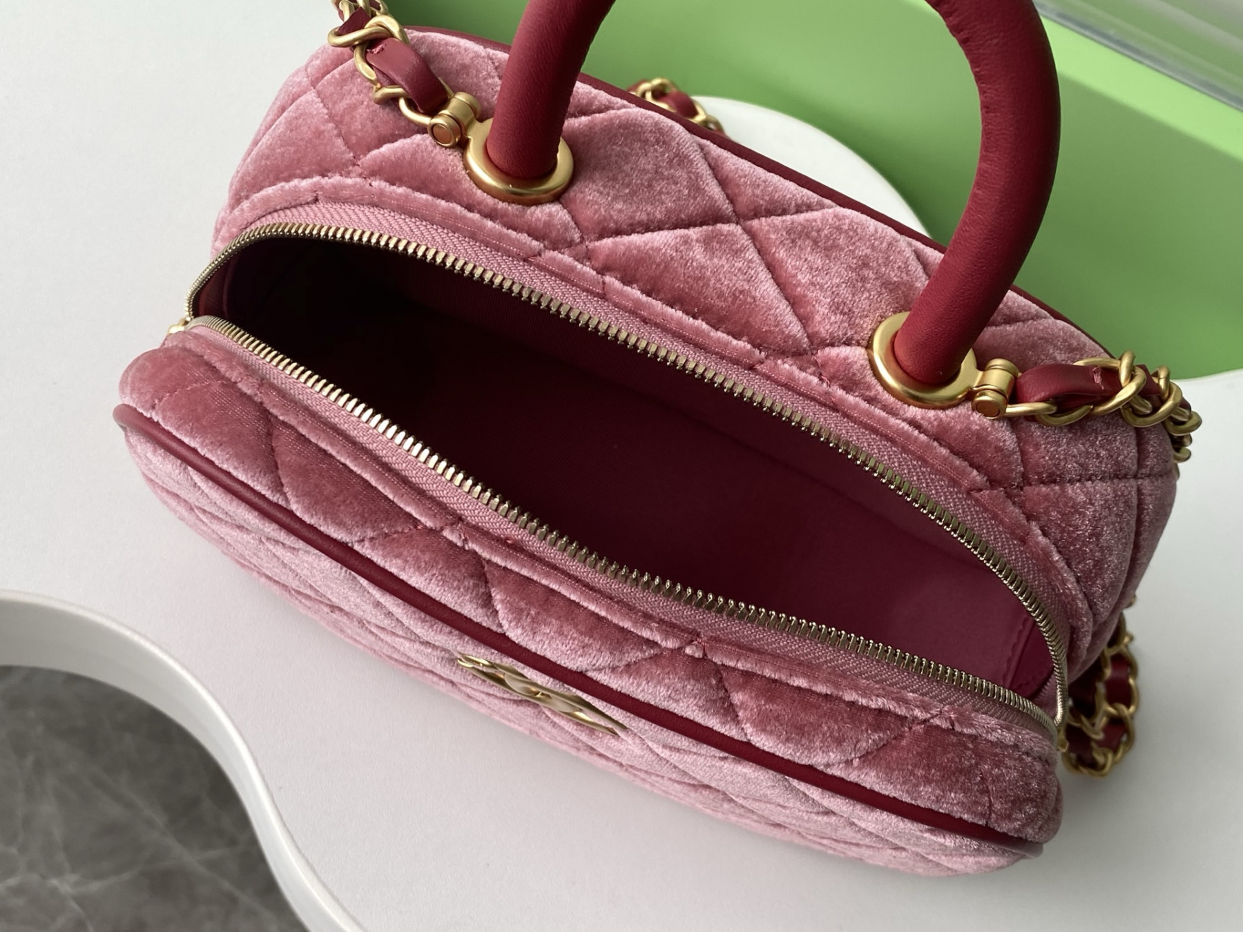 Ch**el Mini Bowling Bag AS5572 11.5x20x8.5cm