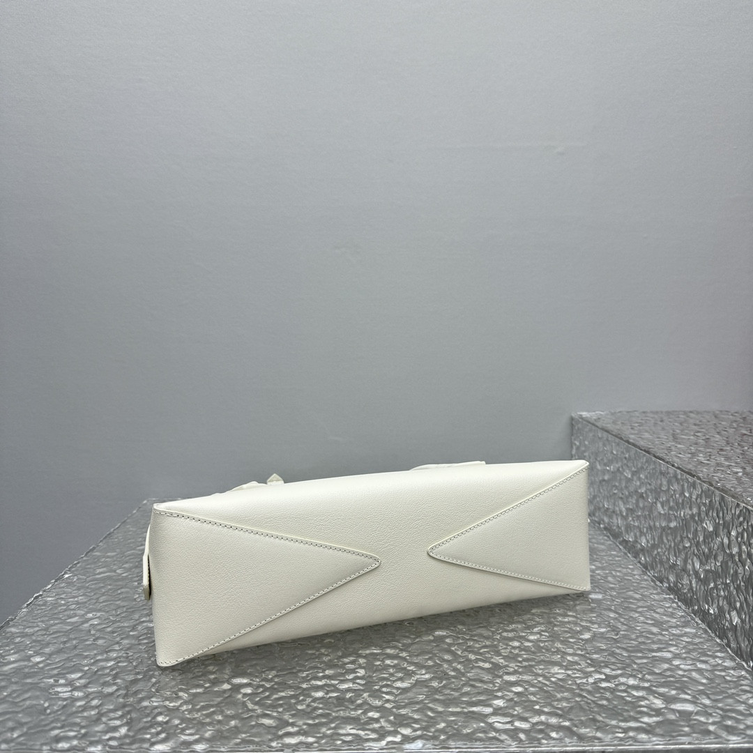 A1a1a LE TECKEL MEDIUM BAG 33x11x10cm