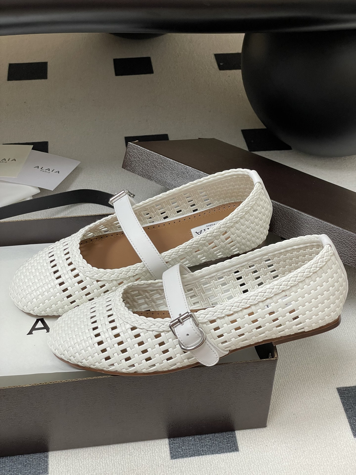 ua alaïa hollow woven mary jane flats(cusT0mized size 7-10 days production time)