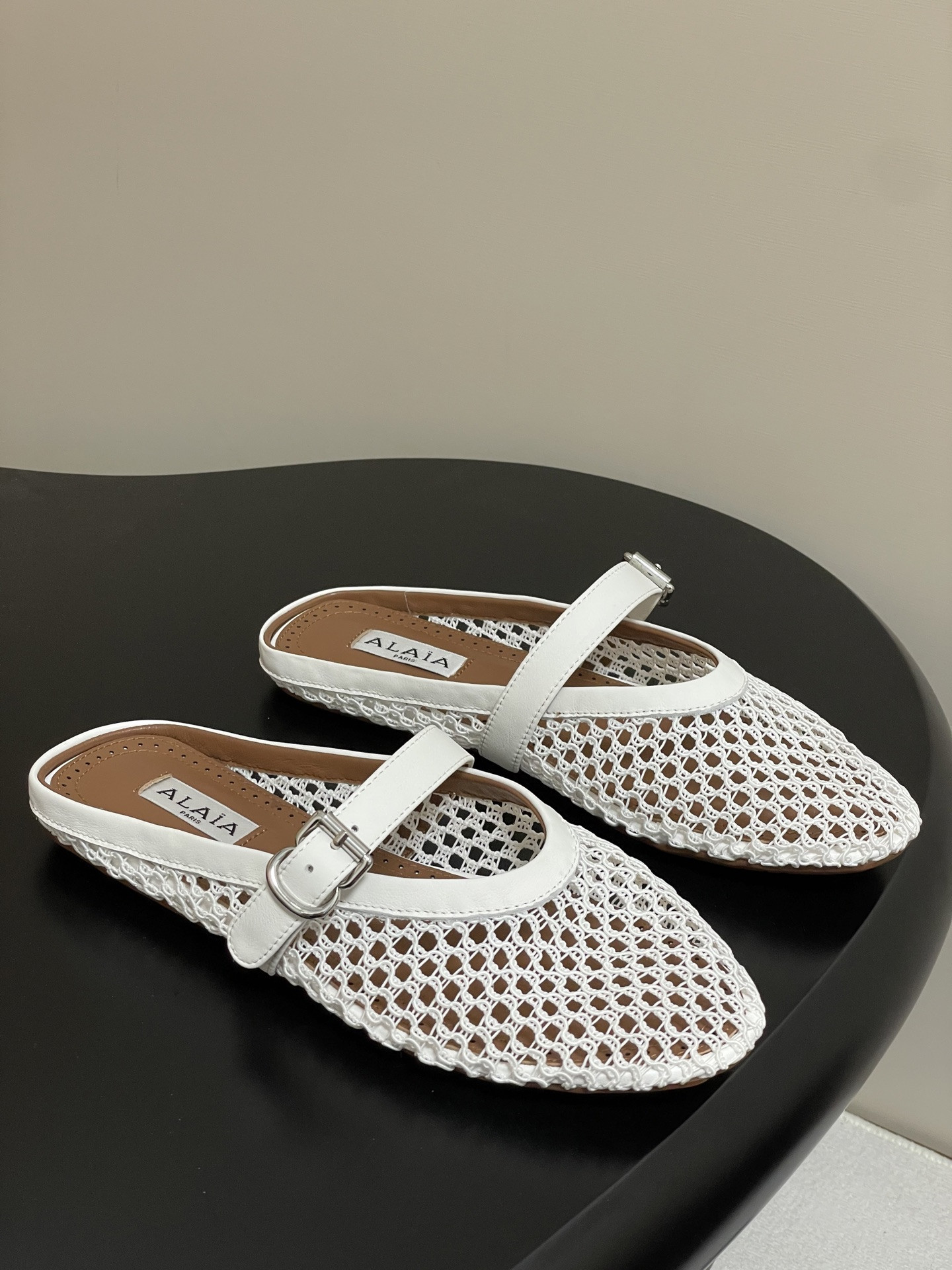 ua a1a1a flat mules(cusT0mized size 7-10 days production time)