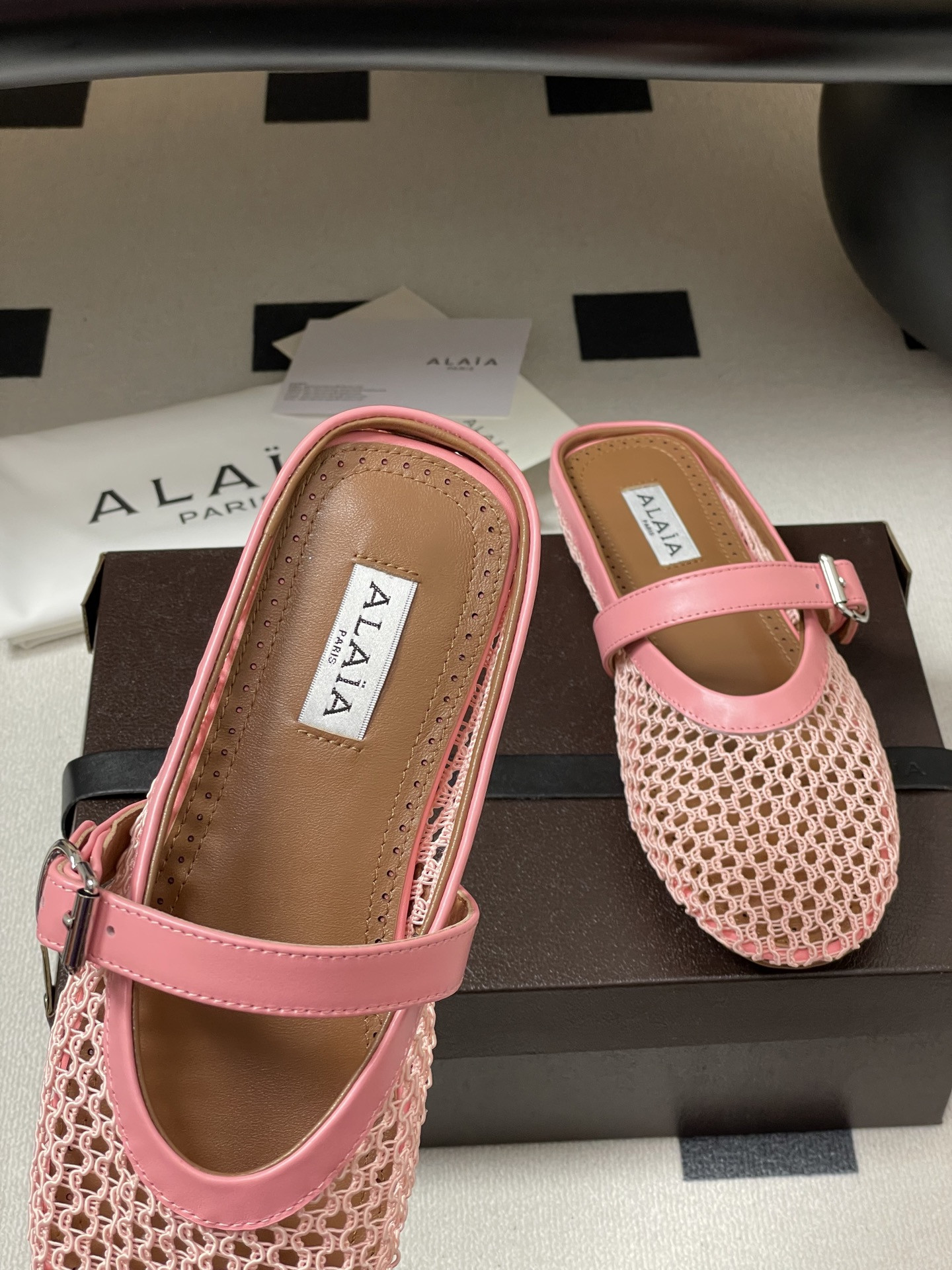 ua a1a1a flat mules(cusT0mized size 7-10 days production time)