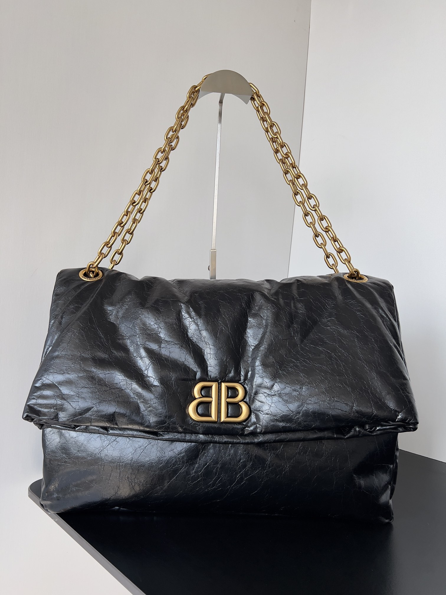 Ba1en*iaga Monaco Chain Bag Large 43.5x32x23cm