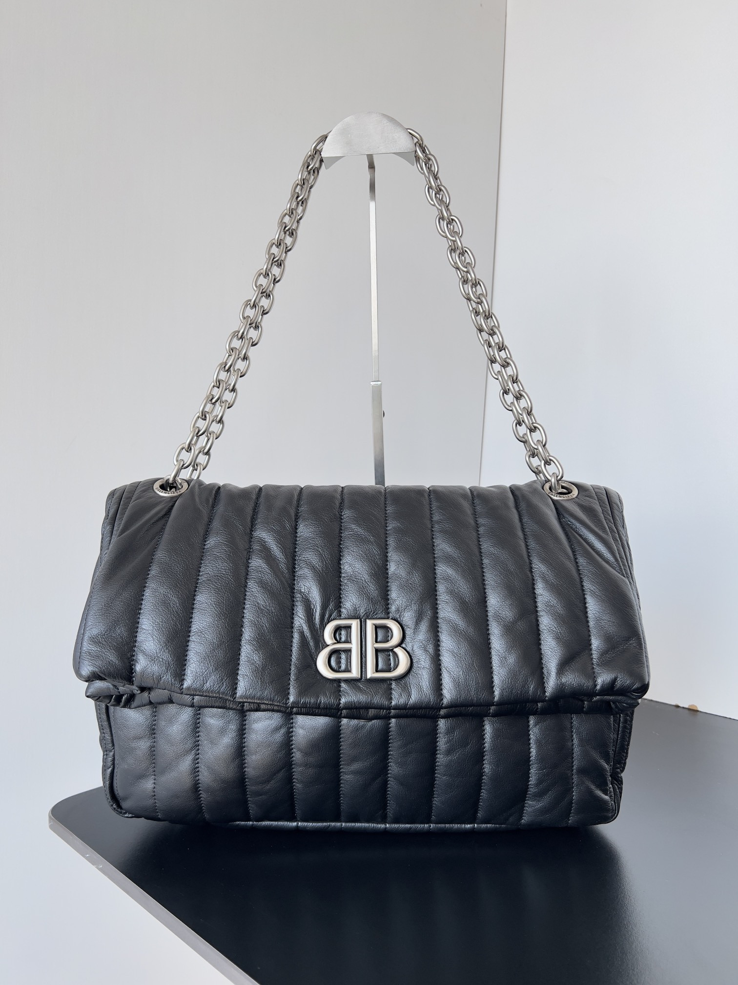 Ba1en*iaga Monaco Chain Bag Medium 32.5x22x9.9cm