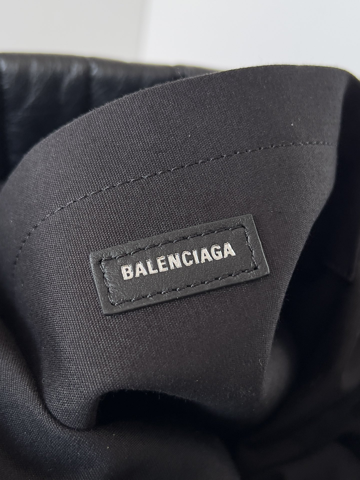Ba1en*iaga Monaco Chain Bag Large 43.5x32x23cm
