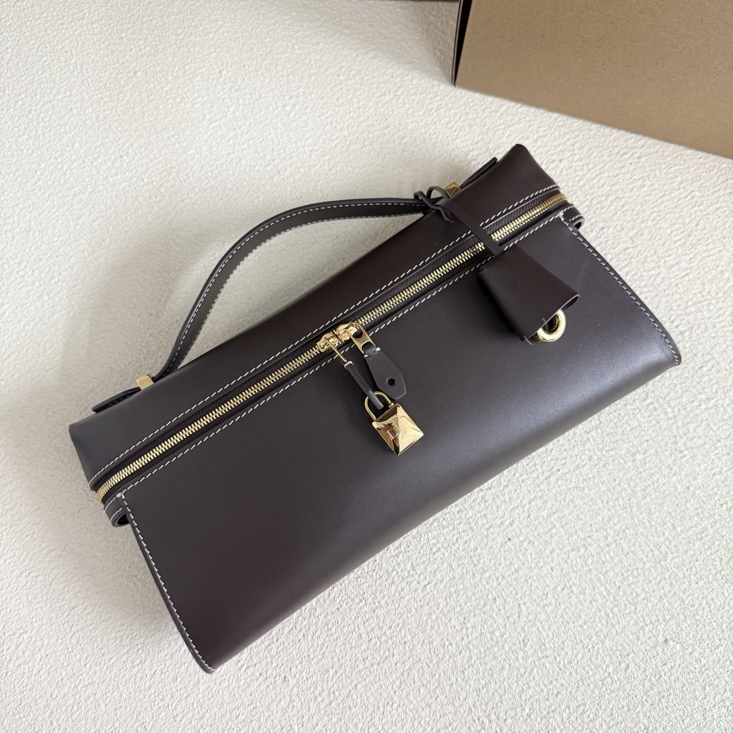 L0r0 P1ana Extra Clutch L29 29x14x3cm