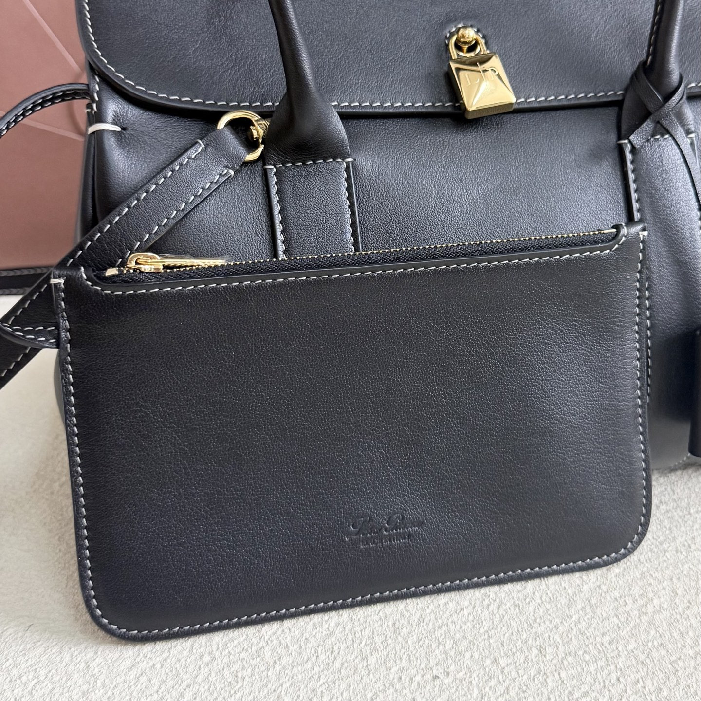 L0r0 P1ana Loom L25 Calfskin 25x18x12.5cm