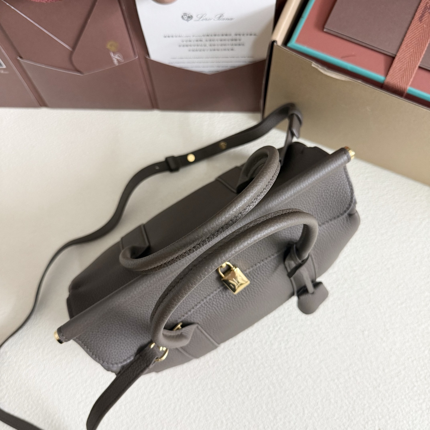 L0r0 P1ana Loom L25 Calfskin 25x18x12.5cm