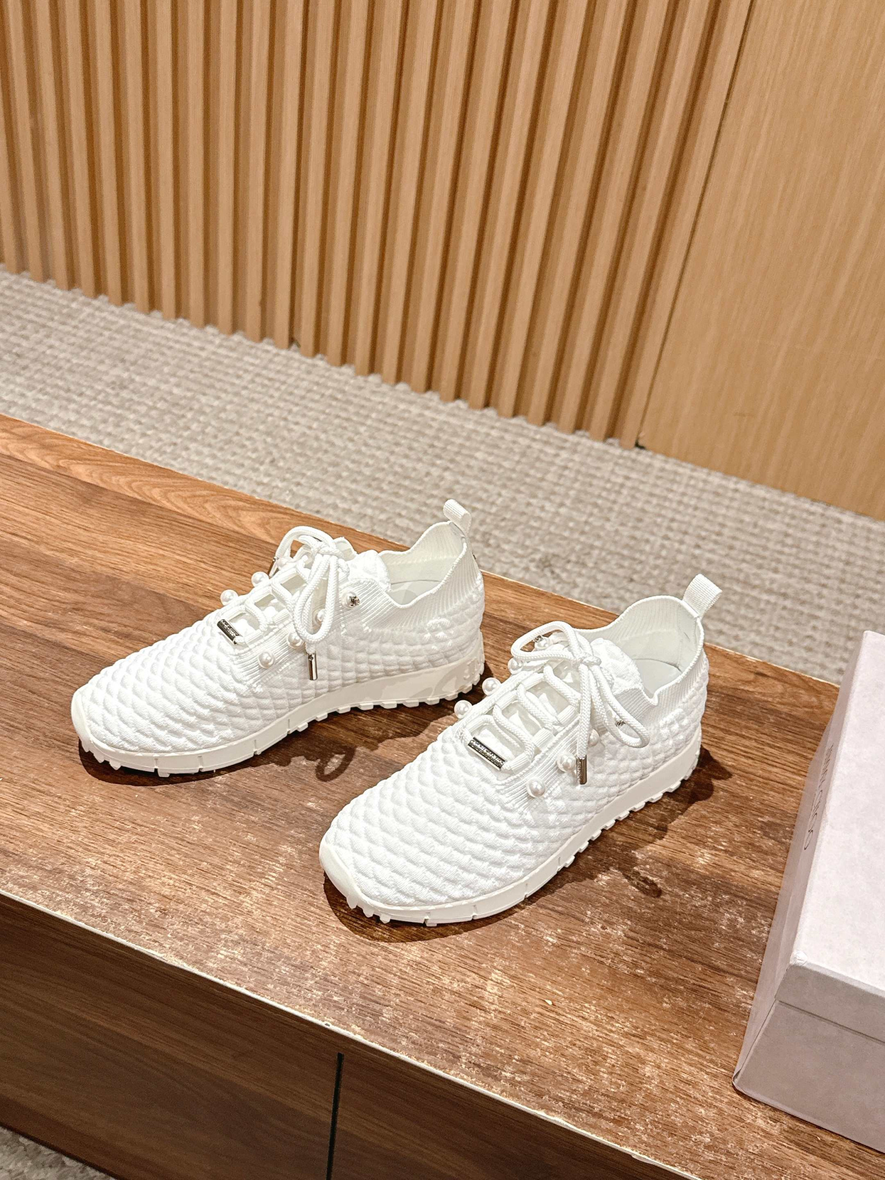 UA J1m*y Ch00 Casual Sneakers