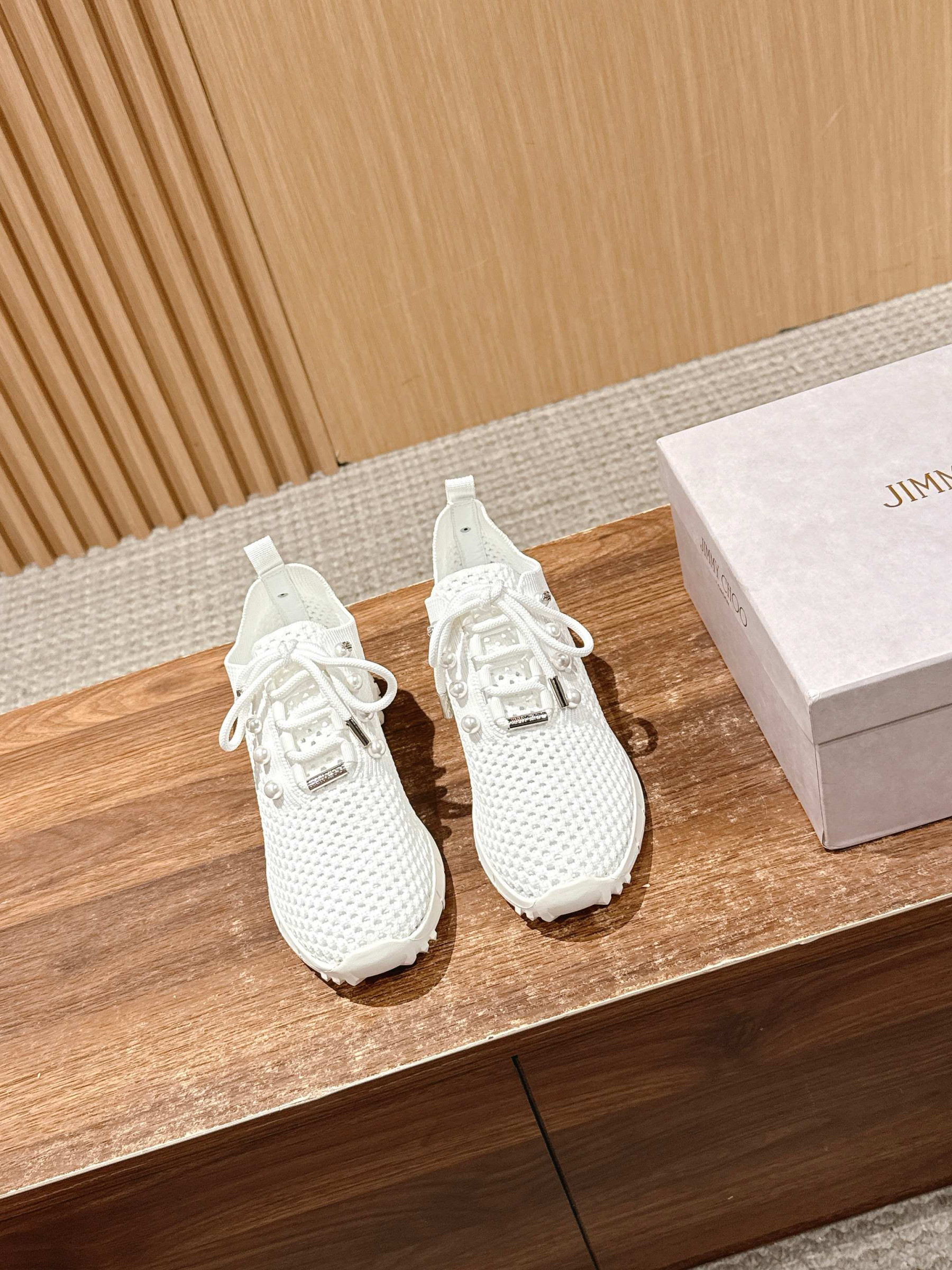 UA J1m*y Ch00 Casual Sneakers