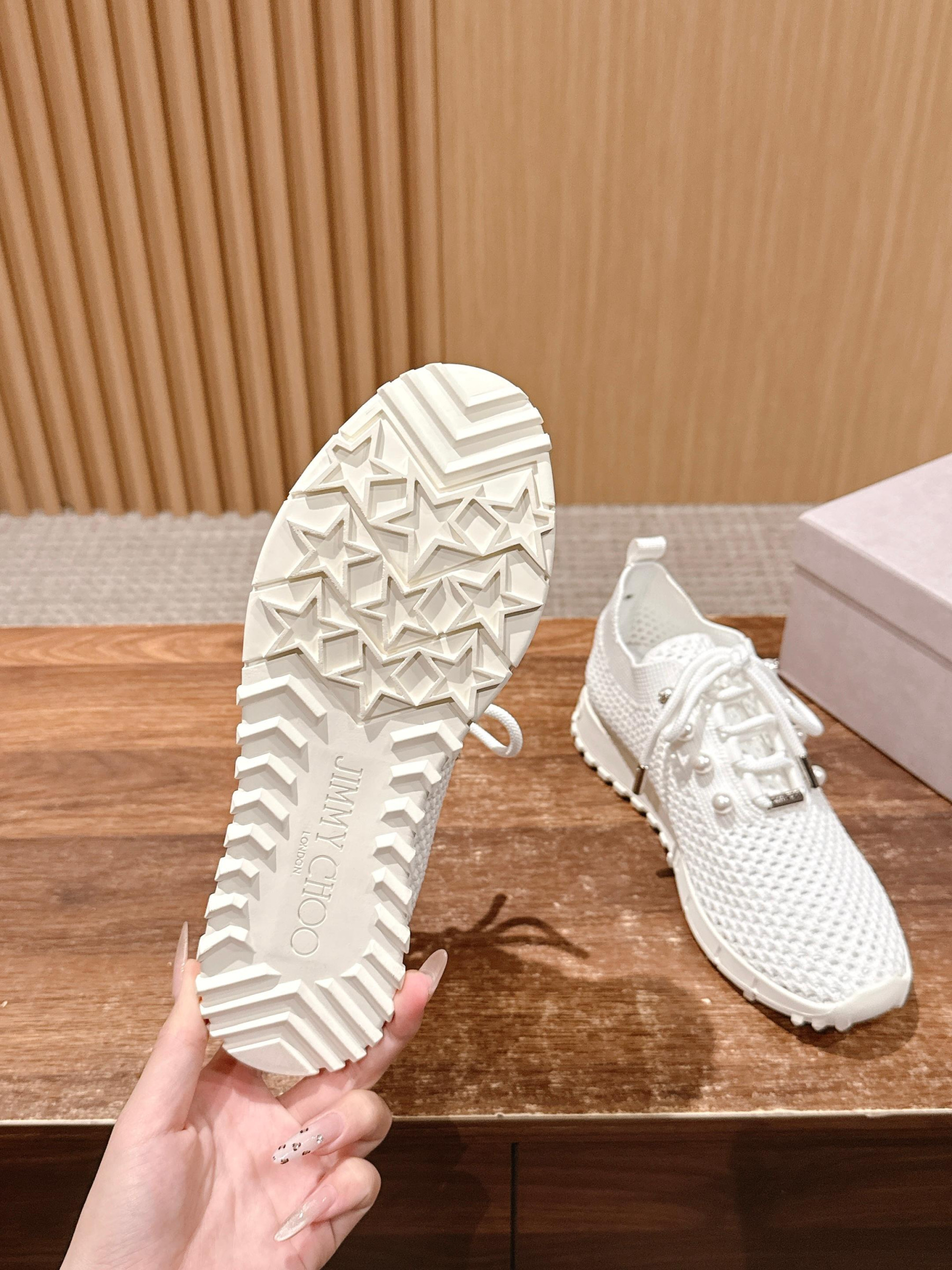 UA J1m*y Ch00 Casual Sneakers