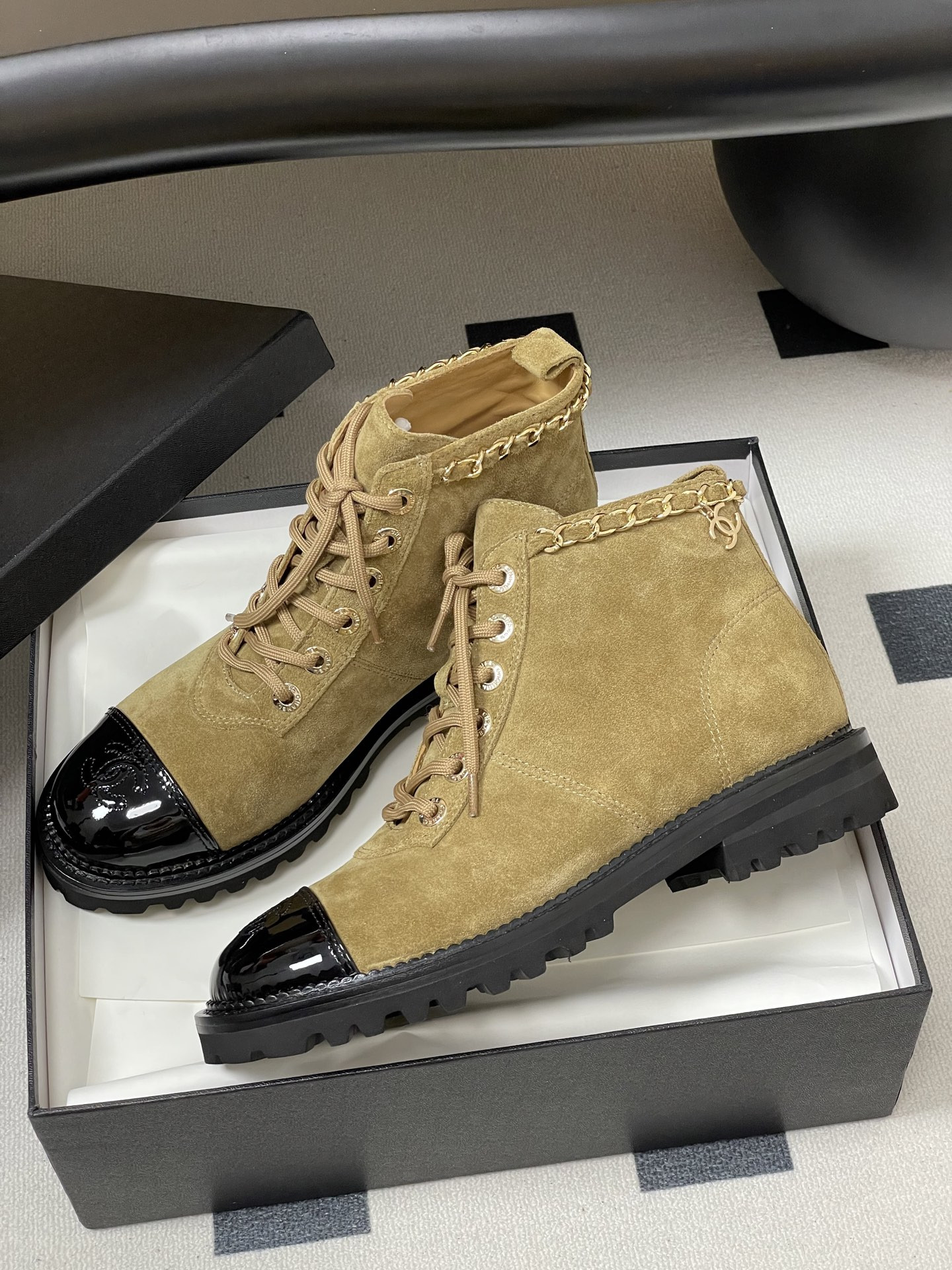 UA Ch**el Boots
