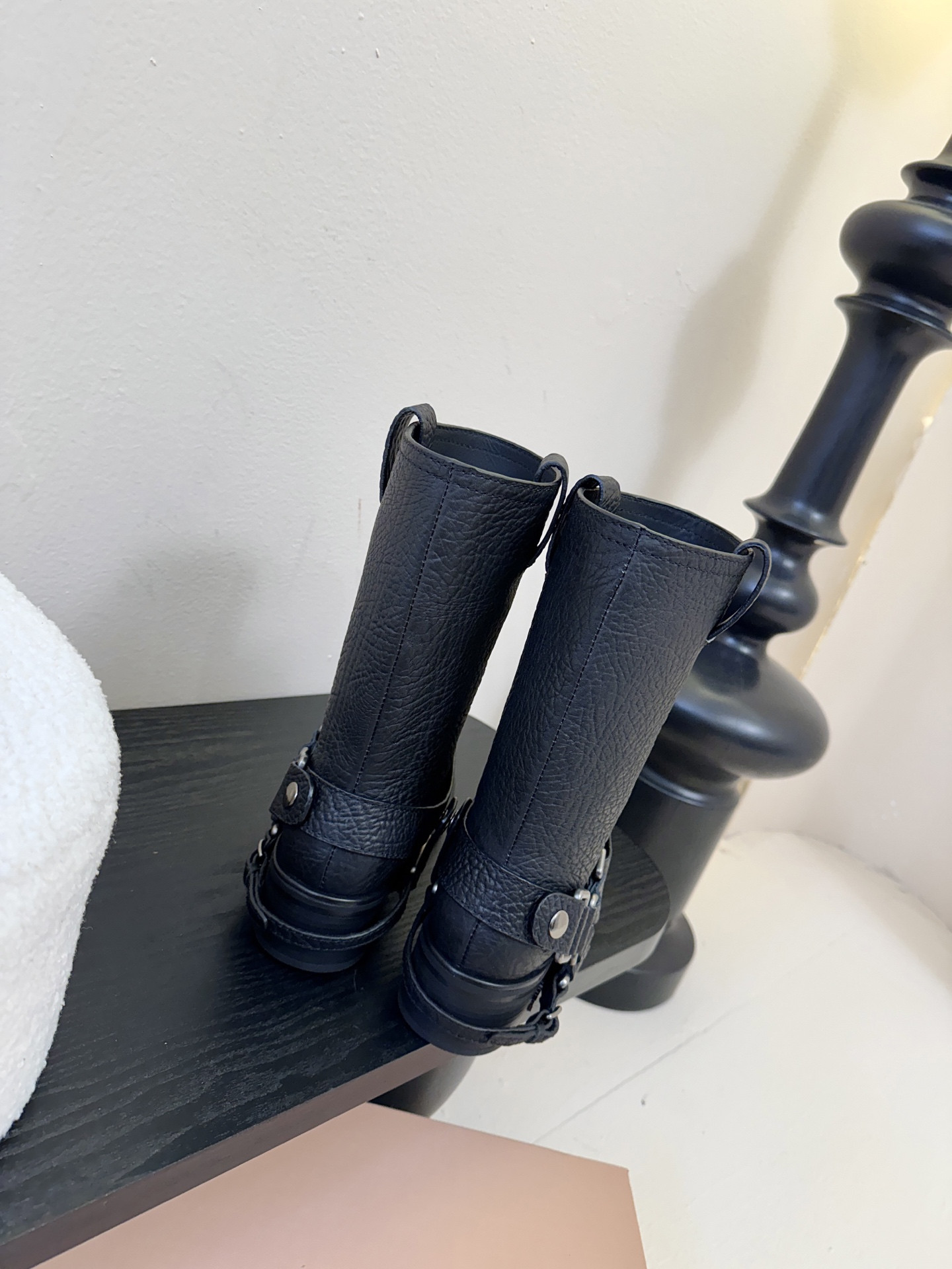 ua M1v M1v boot