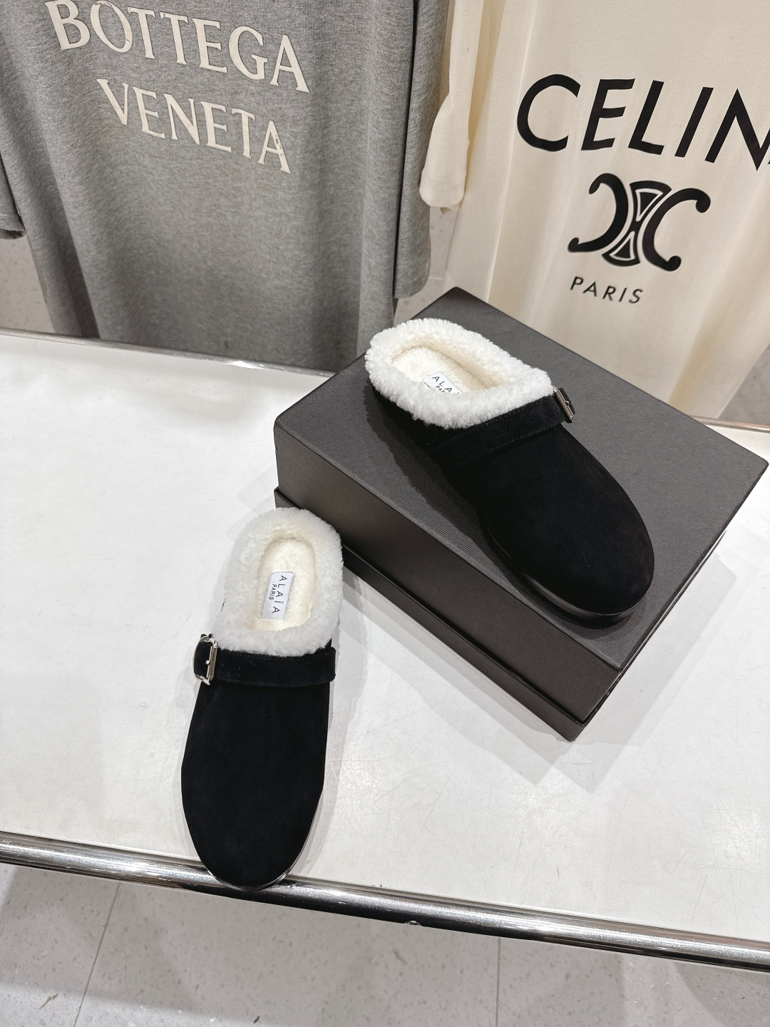ua A1a1a flat mules
