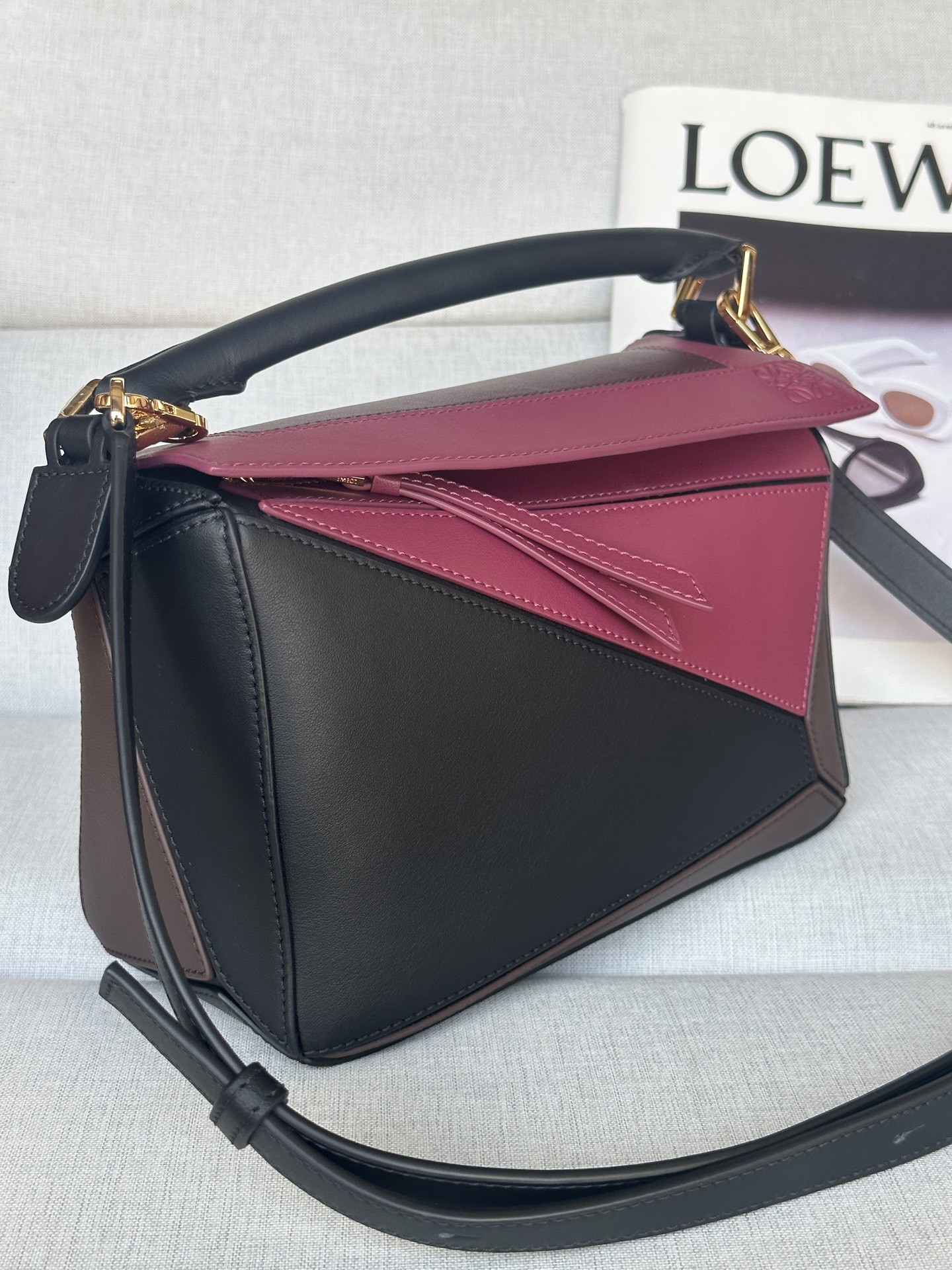 L0ew* x albers small puzzle bag in nappa calfskin 16.5x24x10.5cm
