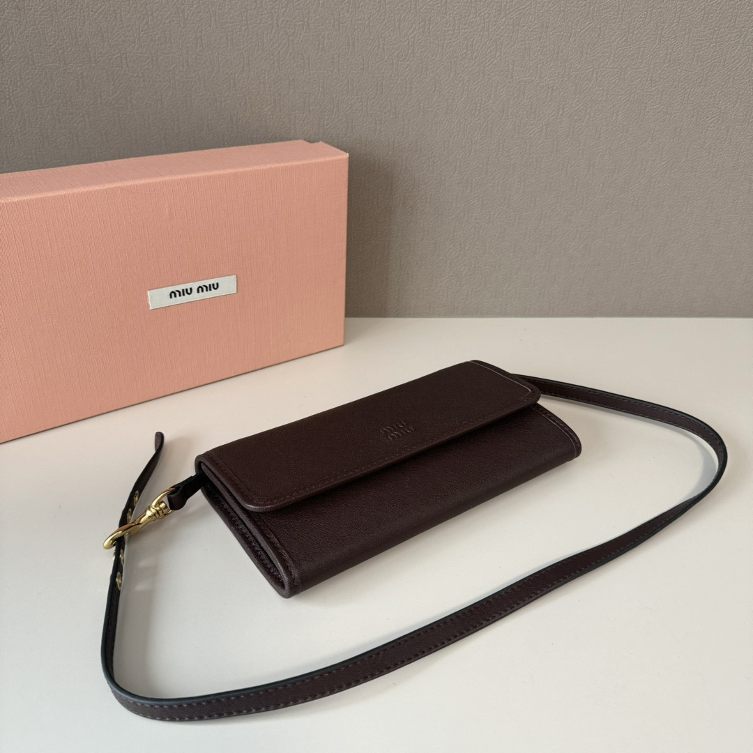 M1v M1v nappa leather wallet with shoulder strap 19x9.5x2cm