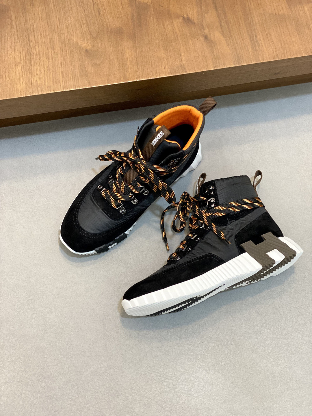 UA H**me5 Klimb Sneaker