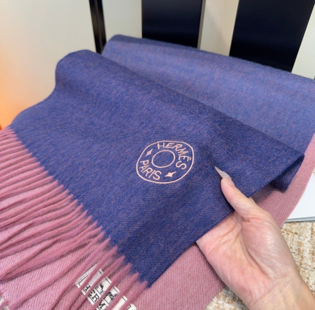 H**me5 Reversible scarf 30x185cm
