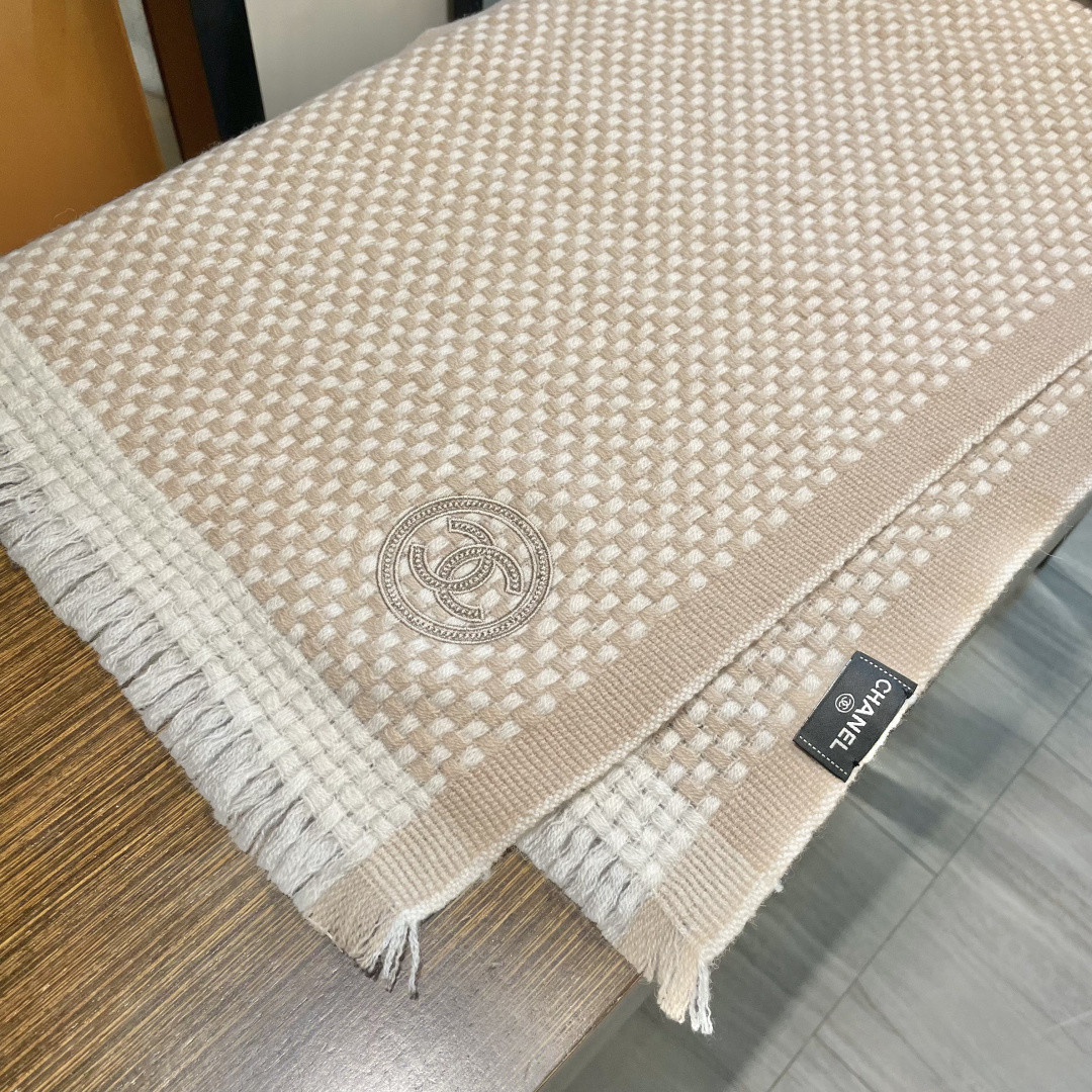Ch**el scarf 35x200cm 100% wool