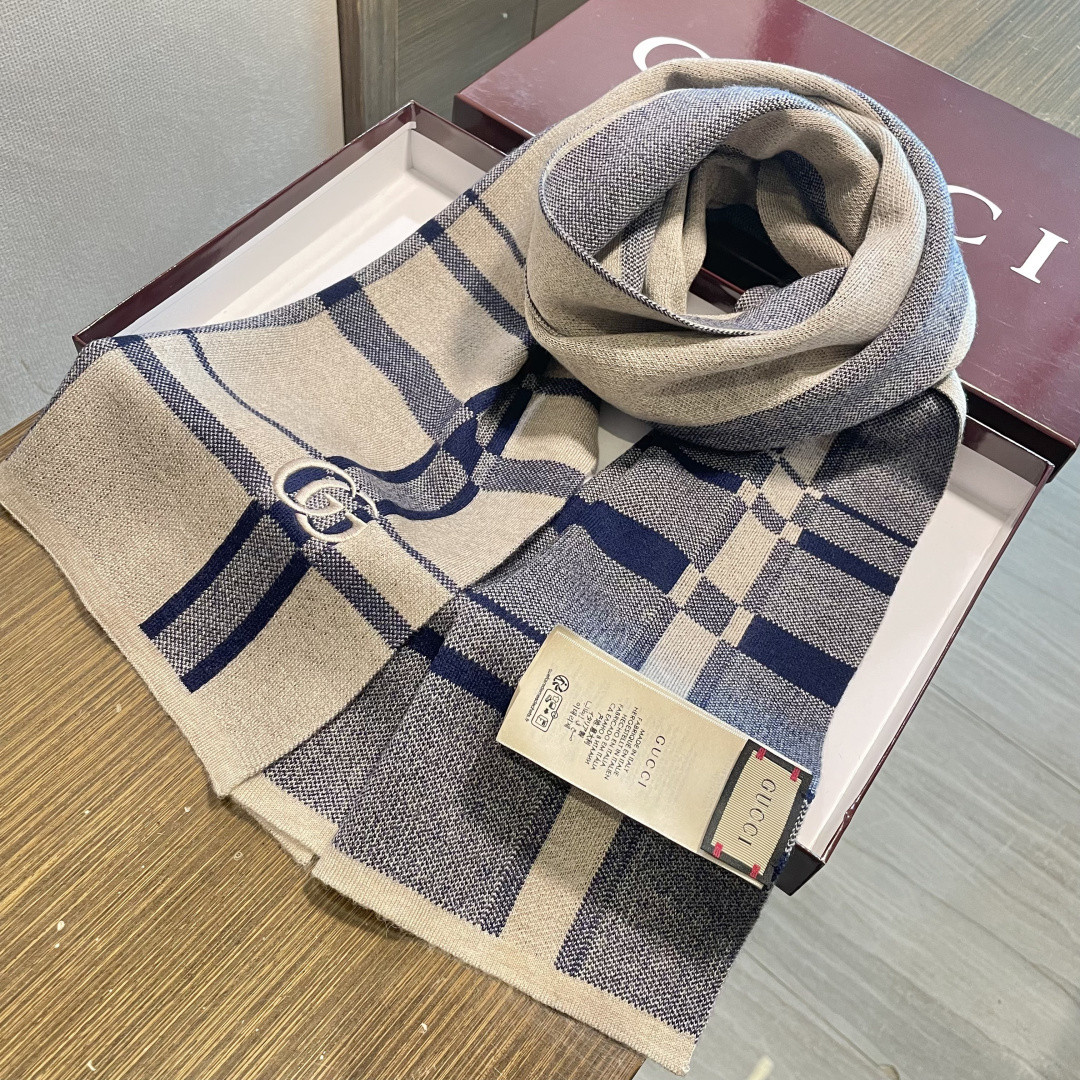 Gvc*1 scarf 32x190cm