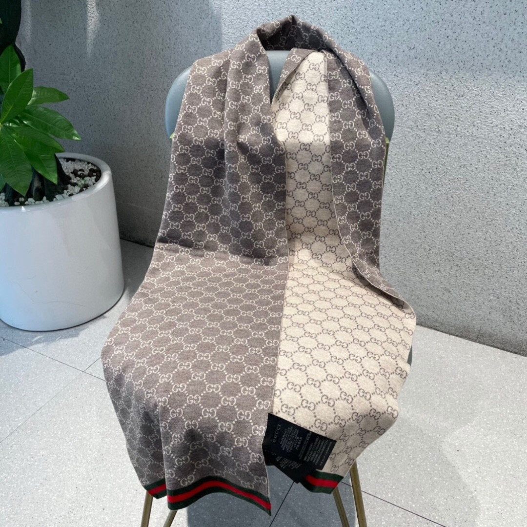 Gvc*1 scarf 32x180cm
