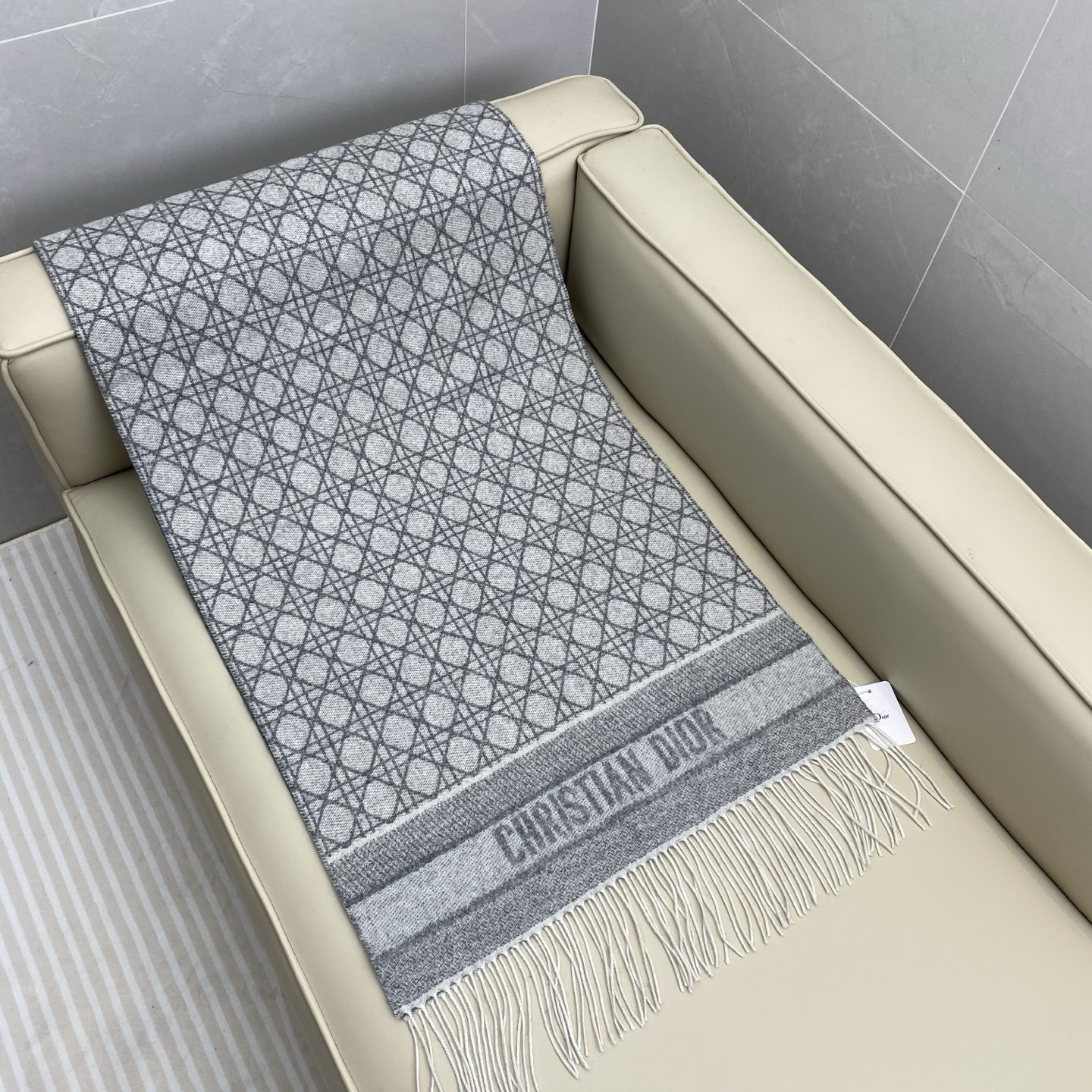 D10r cannage scarf 220x45cm 67% cashmere 43% virgin wool