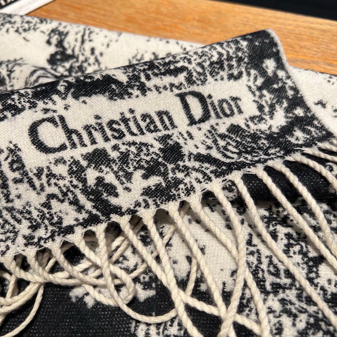 D10r printed scarf 200x45cm 59% cashmere 41% wool