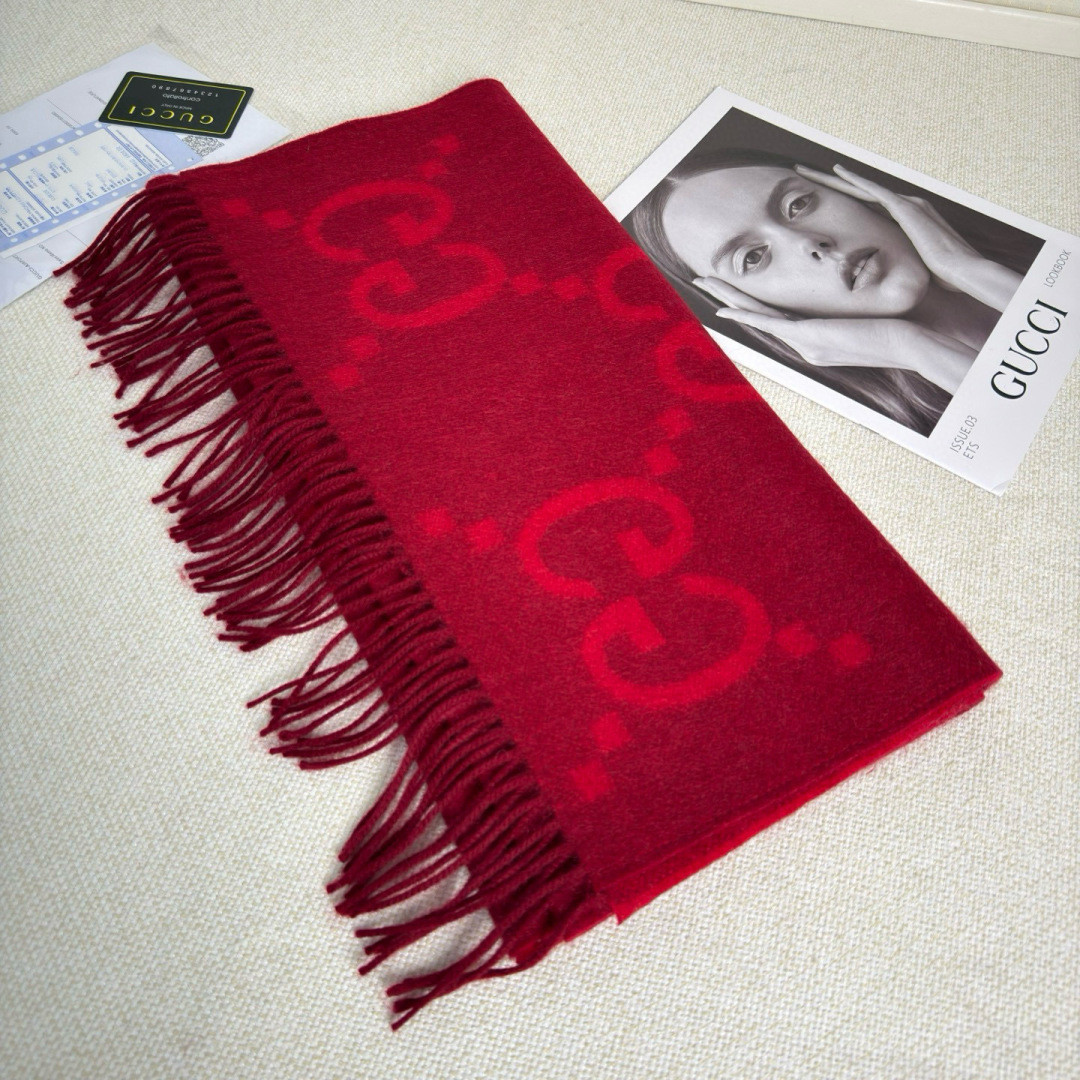 Gvc*1 scarf 45x200cm 100% cashmere