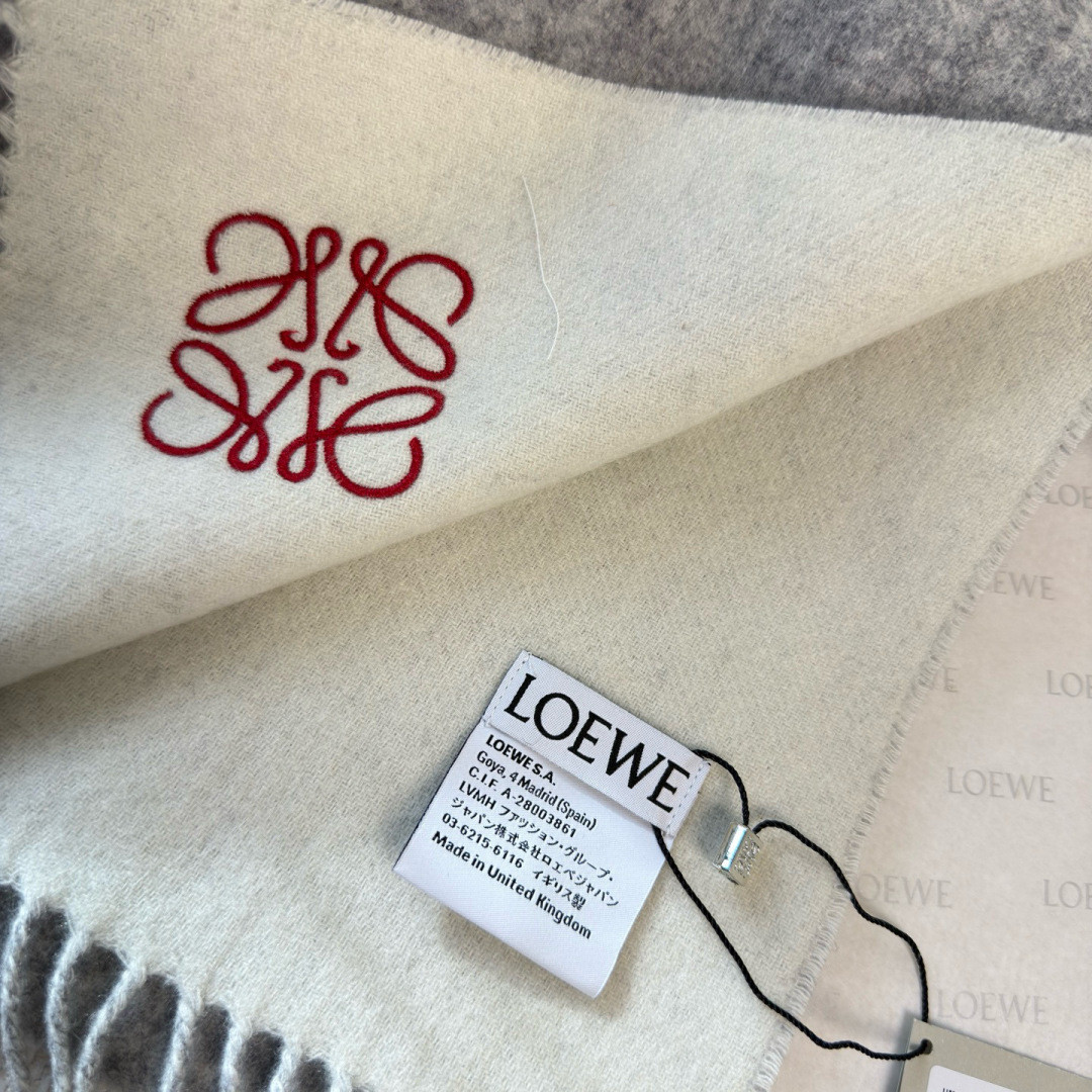 L0ew* scarf 30x180cm