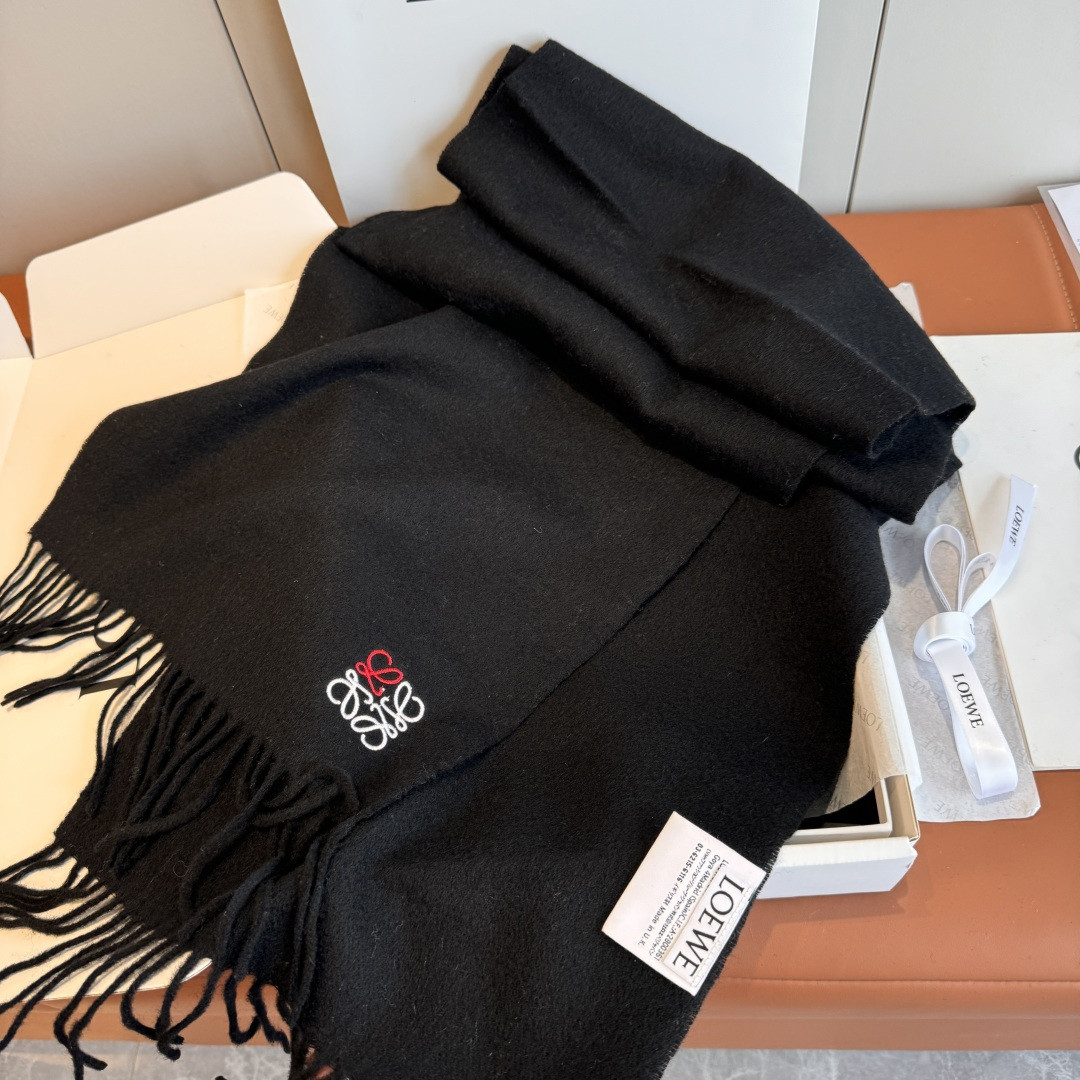 L0ew* scarf 30x180cm