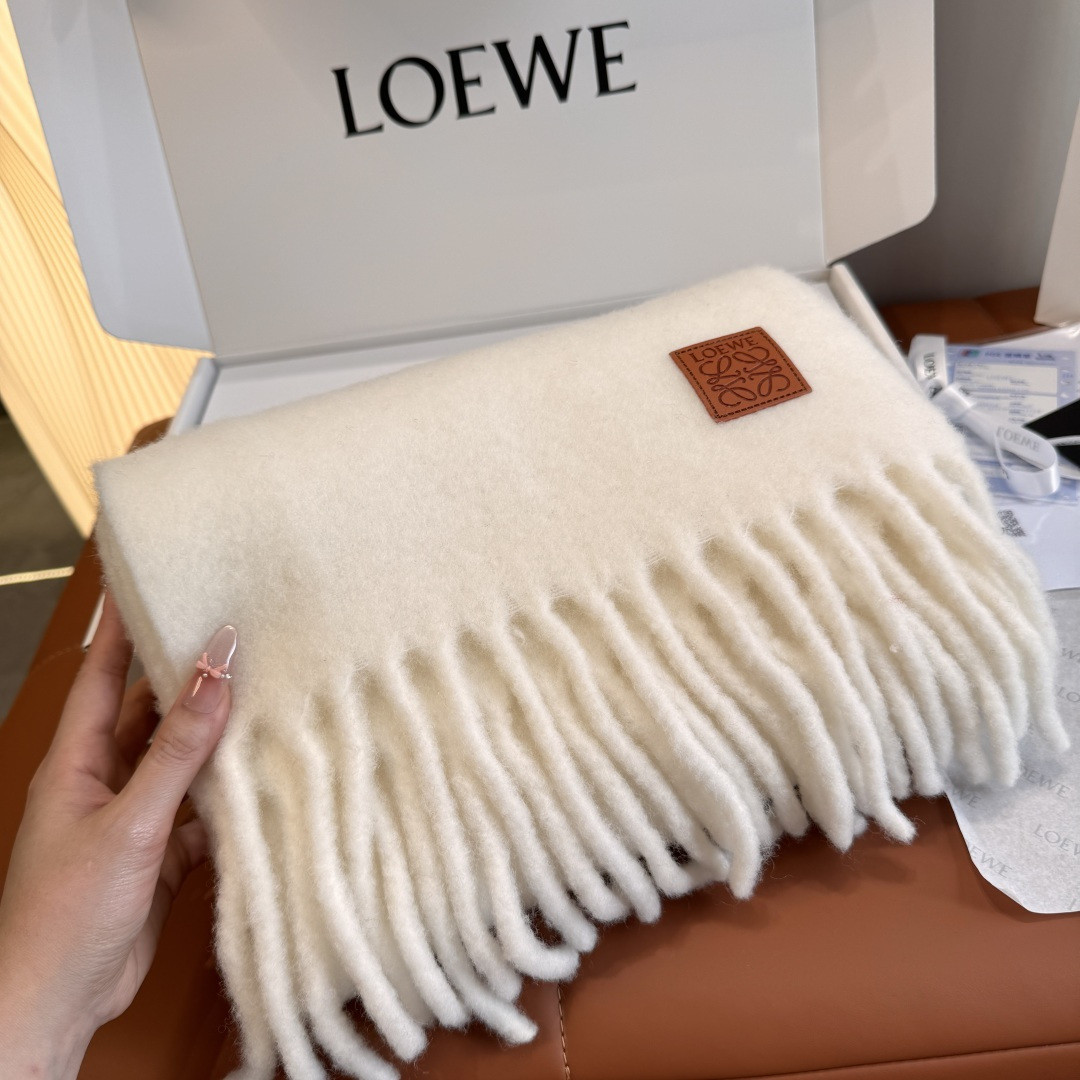 L0ew* scarf 23x185cm