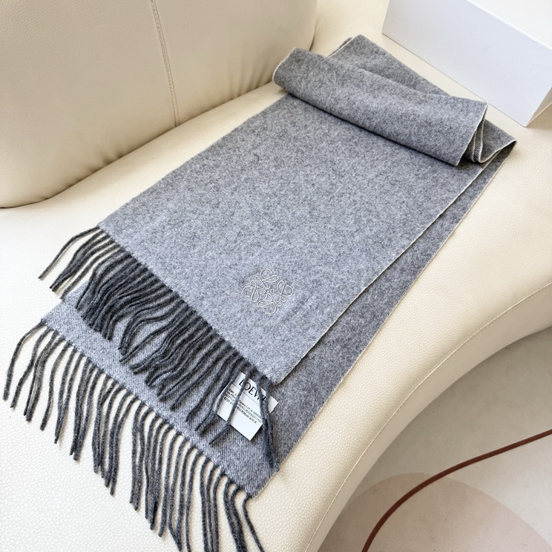 L0ew* scarf 32x180cm