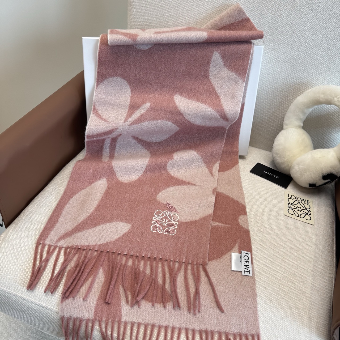 L0ew* scarf 35x180cm
