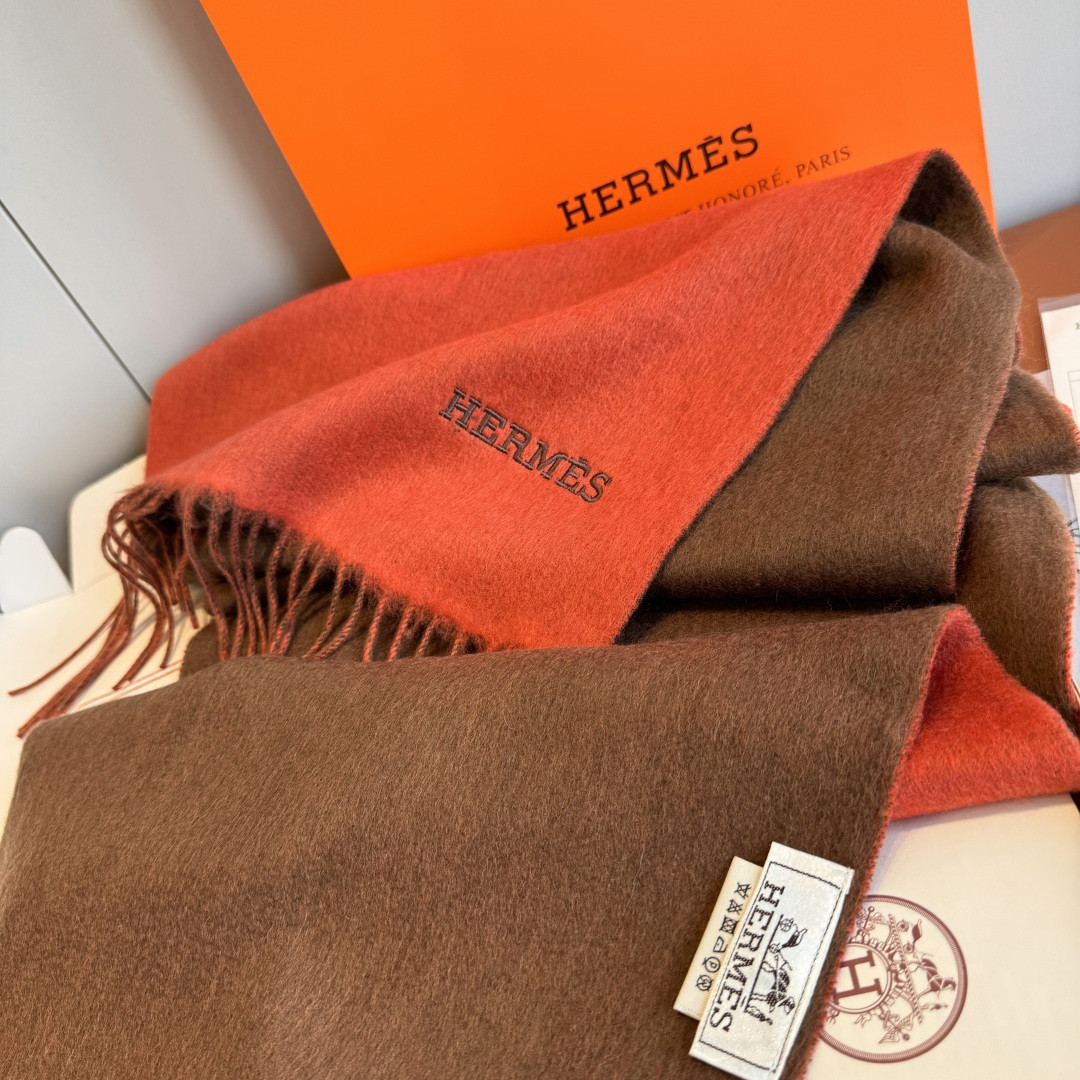 H**me5 scarf 35x180cm