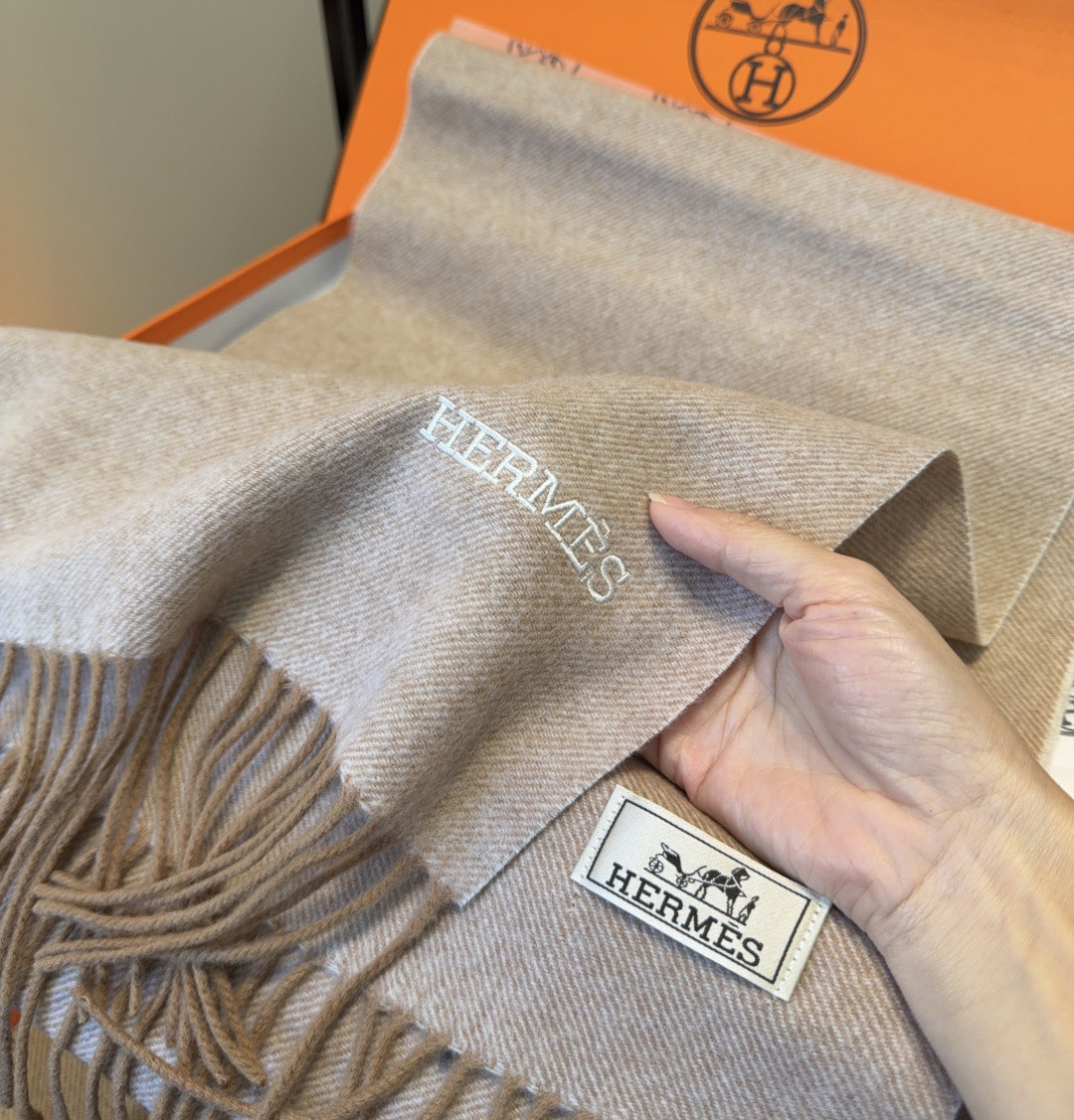 H**me5 scarf 35x190cm